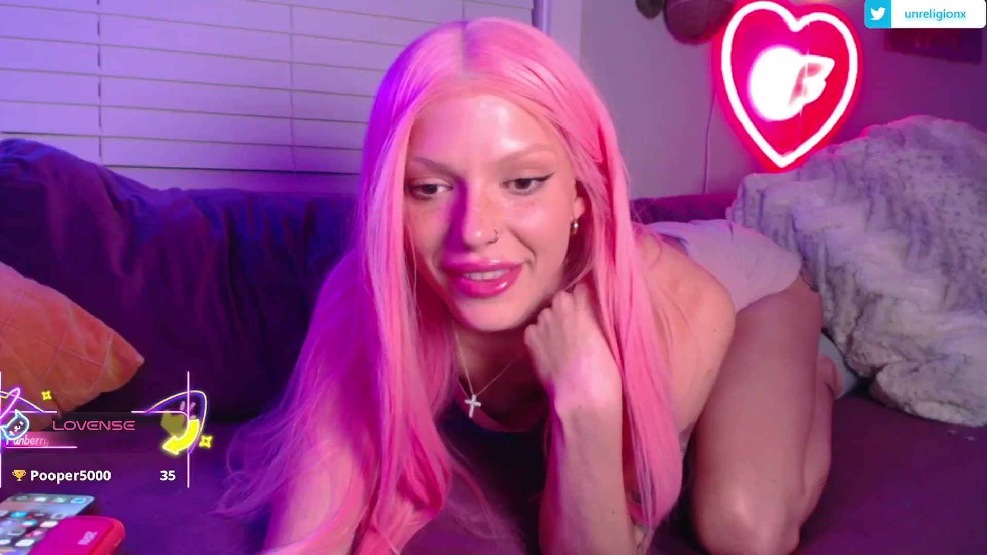 Gallery image thumbnail from LittleViv's myfreecams stream on, 04/11/2025, 01:38 image 5 of 20