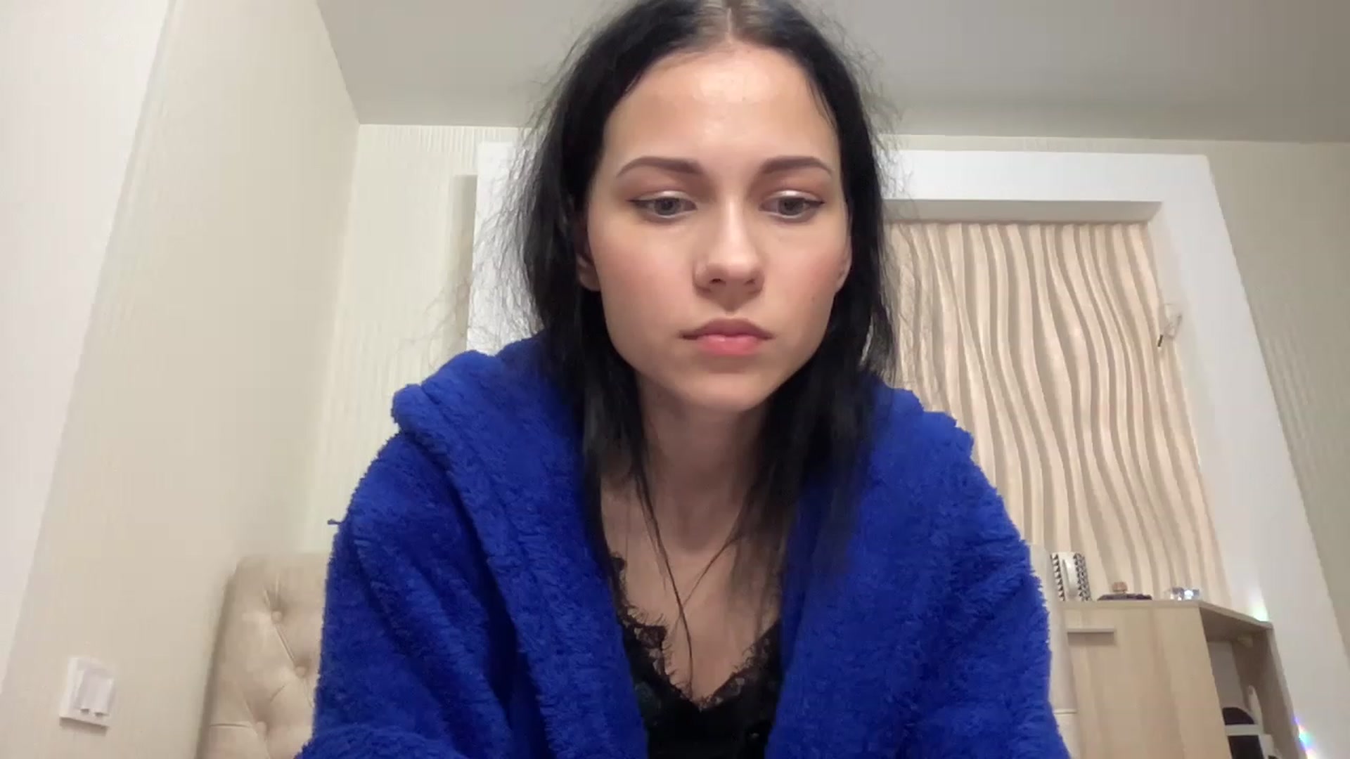 Gallery image thumbnail from Little_Emma1's myfreecams stream on, 11/20/2022, 14:35 image 8 of 20
