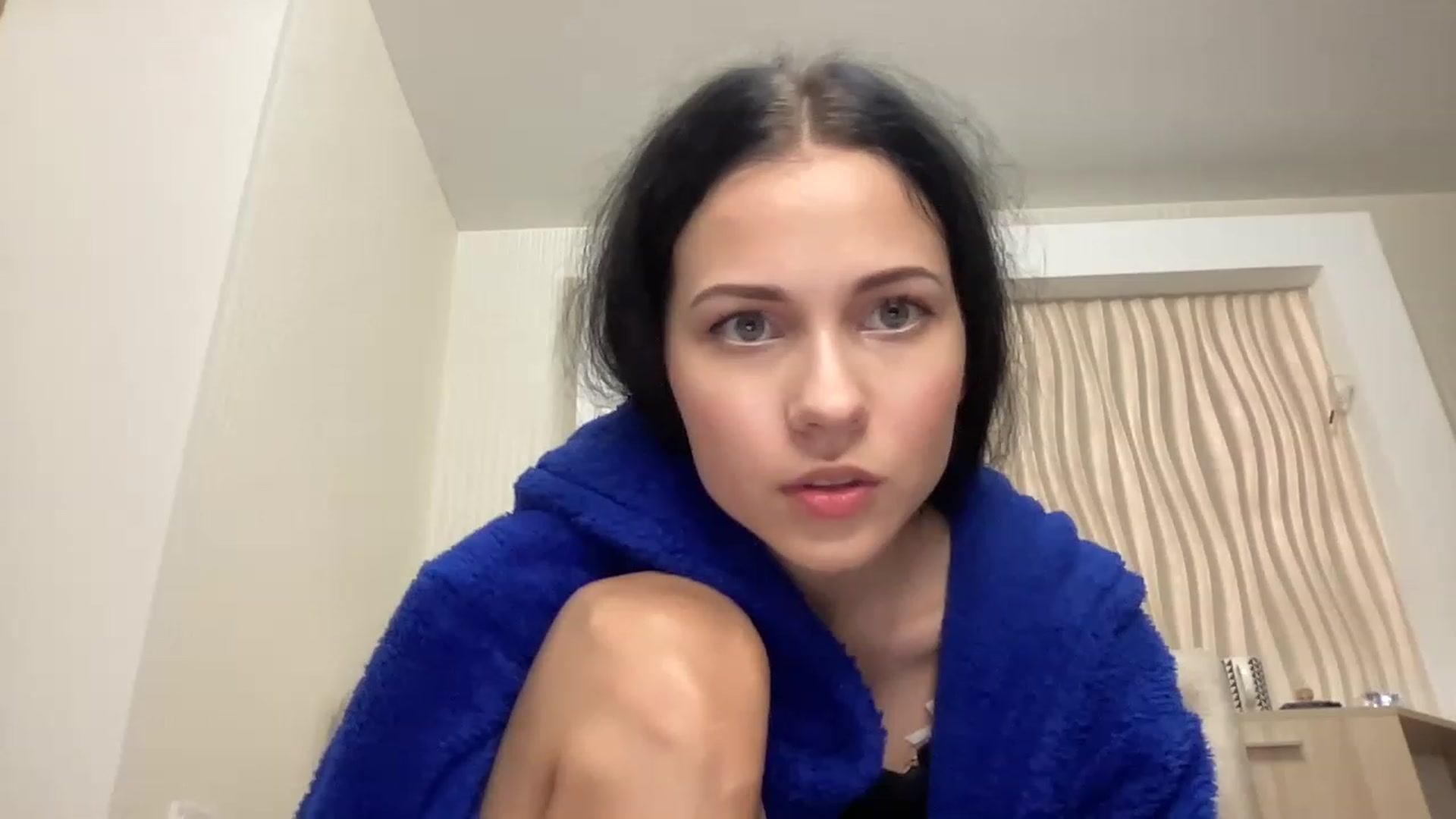 Gallery image thumbnail from Little_Emma1's myfreecams stream on, 11/20/2022, 14:35 image 16 of 20