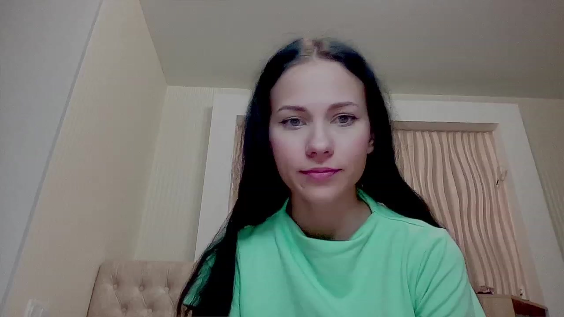 Gallery image thumbnail from Little_Emma1's myfreecams stream on, 11/26/2022, 14:33 image 1 of 20