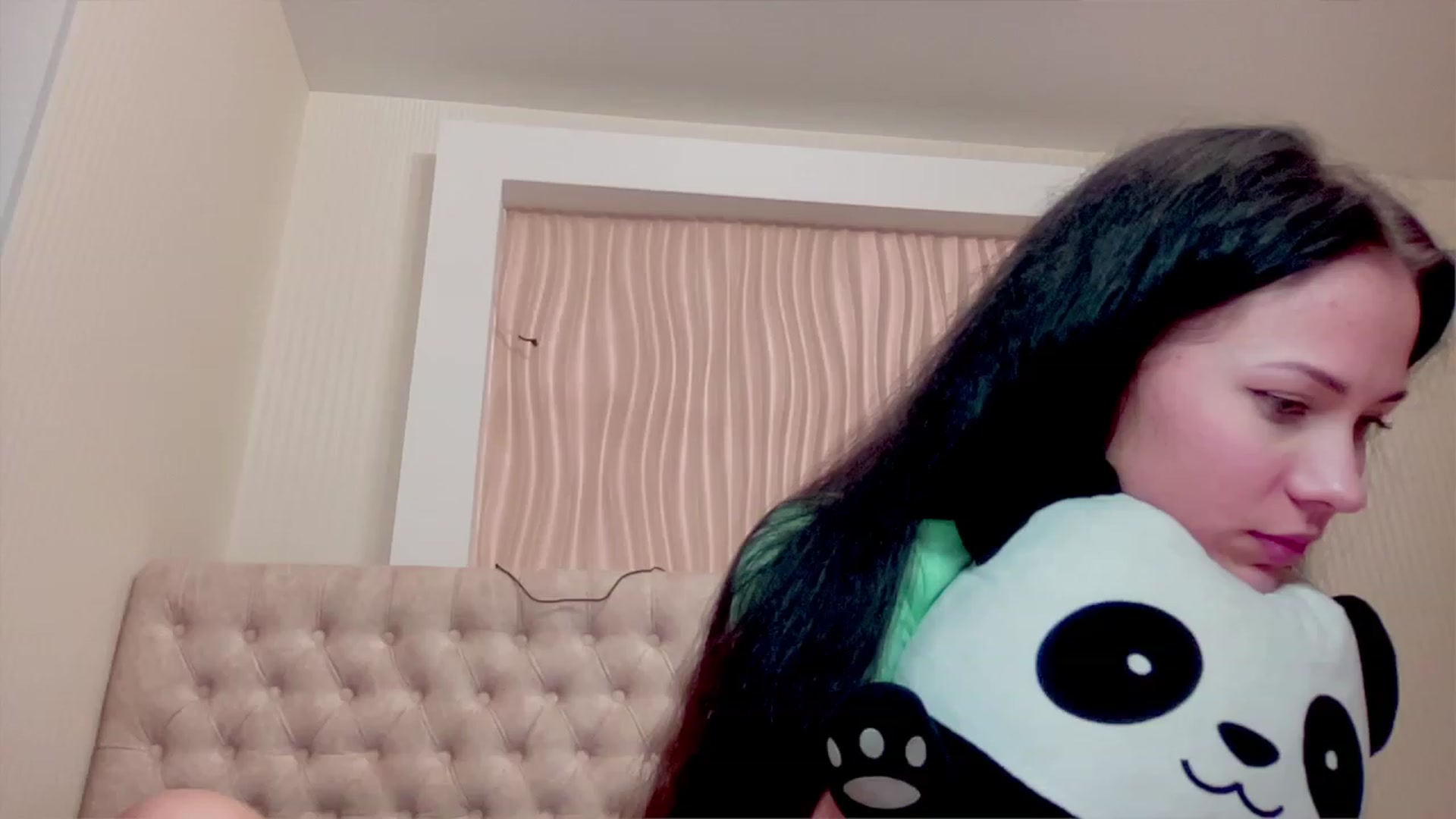 Gallery image thumbnail from Little_Emma1's myfreecams stream on, 11/26/2022, 15:29 image 14 of 20