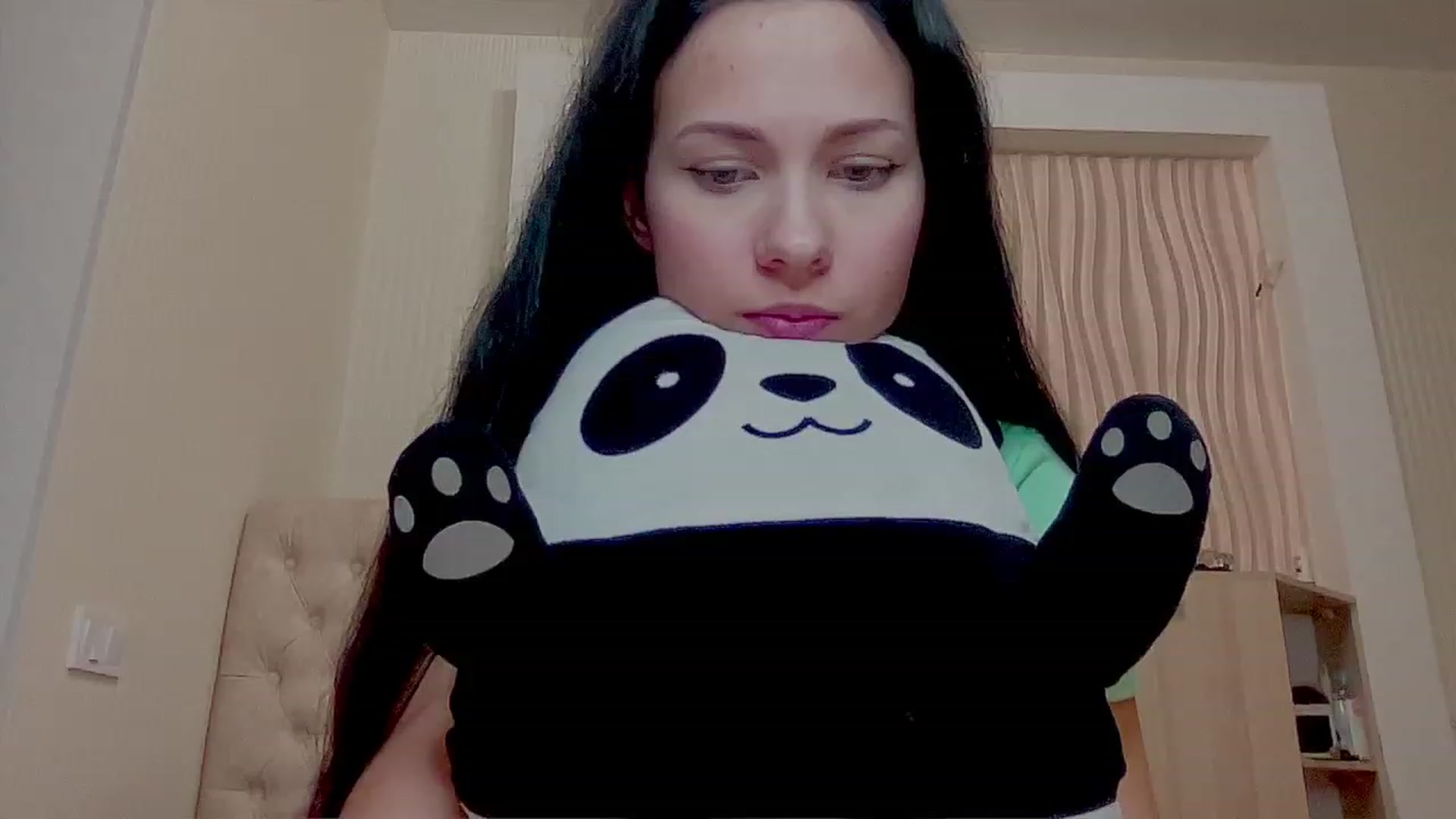 Gallery image thumbnail from Little_Emma1's myfreecams stream on, 11/26/2022, 15:29 image 1 of 20