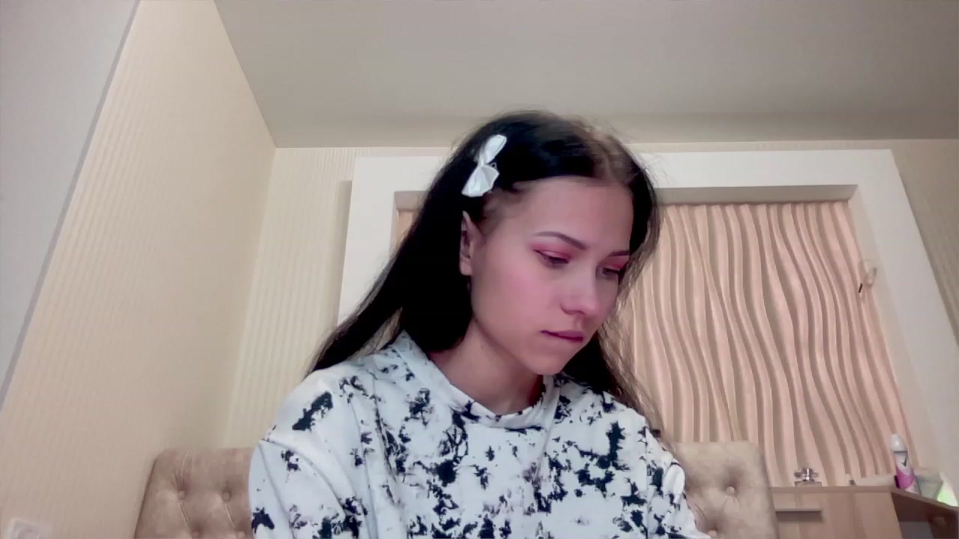Gallery image thumbnail from Little_Emma1's myfreecams stream on, 12/04/2022, 14:35 image 1 of 20