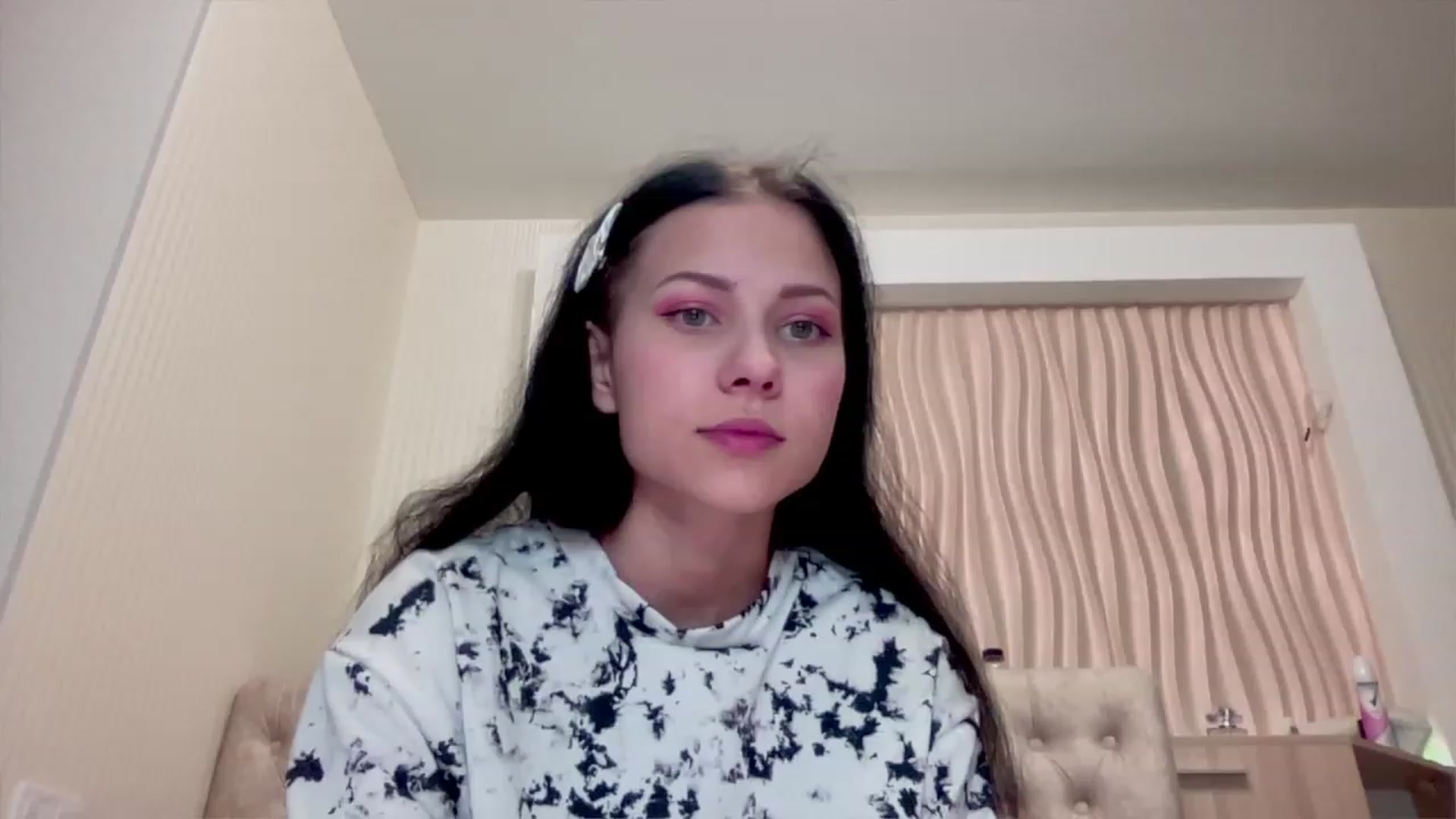Gallery image thumbnail from Little_Emma1's myfreecams stream on, 12/04/2022, 14:35 image 2 of 20