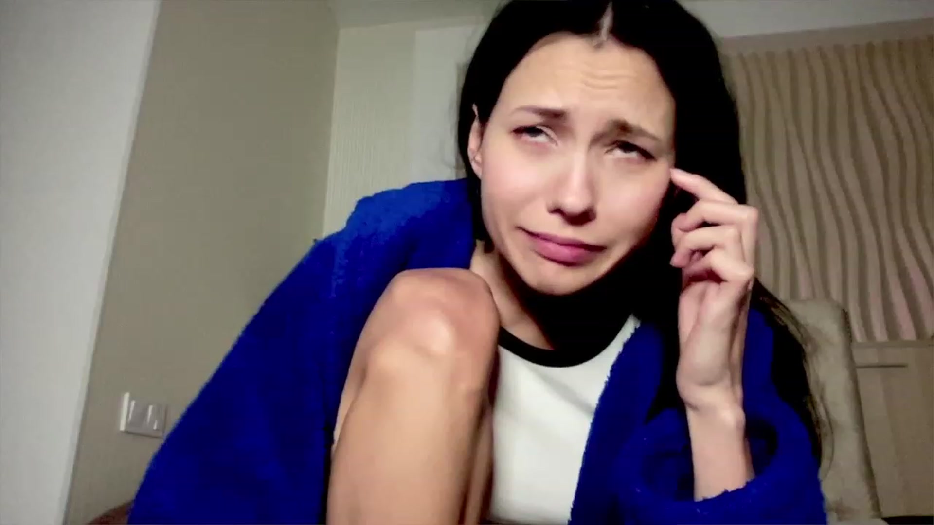 Gallery image thumbnail from Little_Emma1's myfreecams stream on, 12/06/2022, 15:27 image 15 of 20