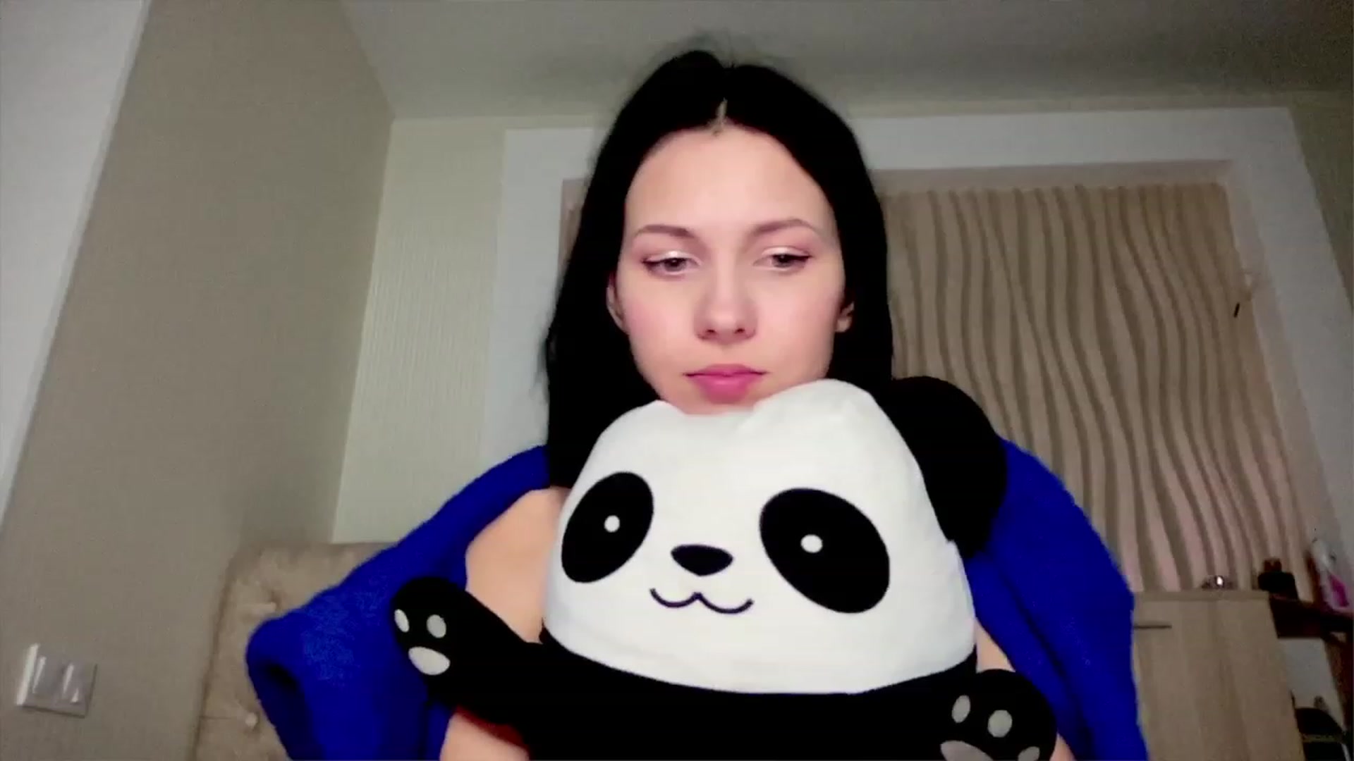 Gallery image thumbnail from Little_Emma1's myfreecams stream on, 12/06/2022, 15:27 image 7 of 20