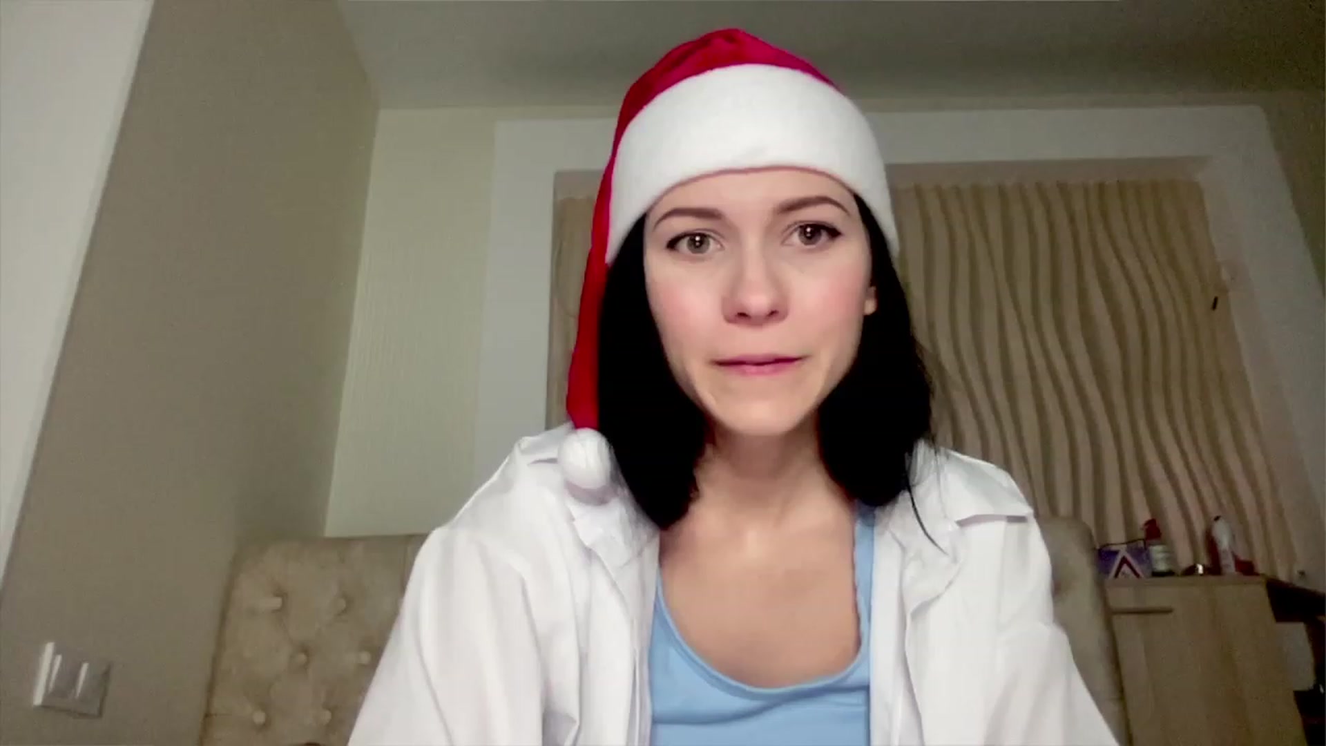 Gallery image thumbnail from Little_Emma1's myfreecams stream on, 12/25/2022, 14:02 image 10 of 20