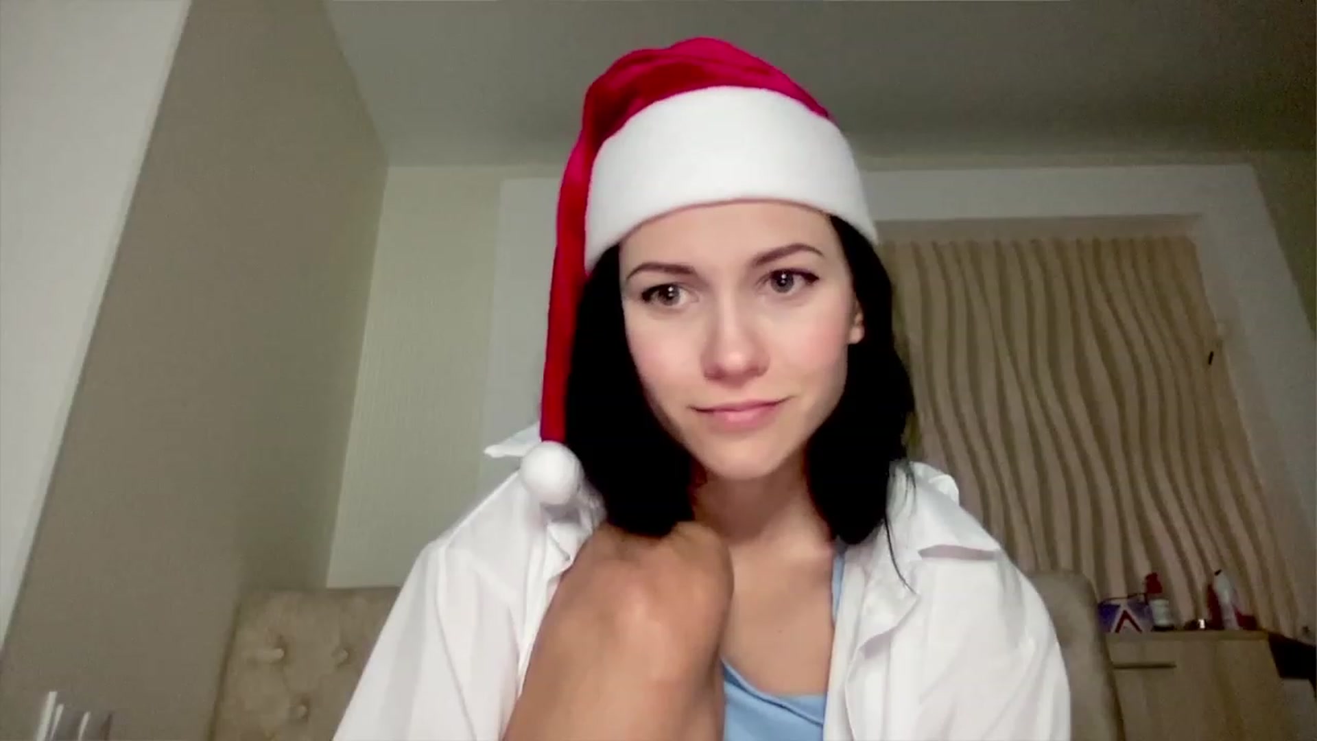 Gallery image thumbnail from Little_Emma1's myfreecams stream on, 12/25/2022, 14:02 image 8 of 20