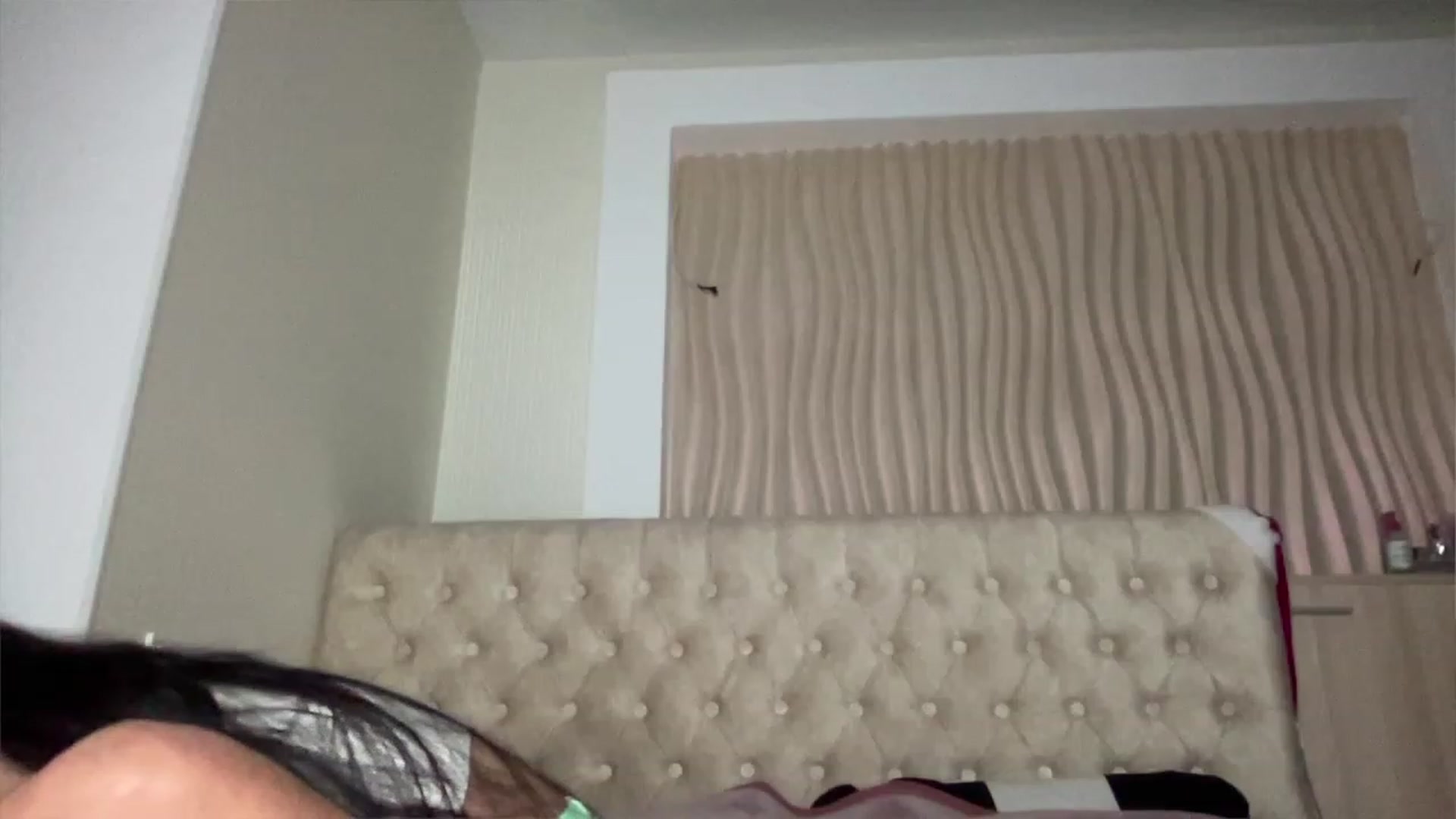 Gallery image thumbnail from Little_Emma1's myfreecams stream on, 01/08/2023, 16:02 image 11 of 20