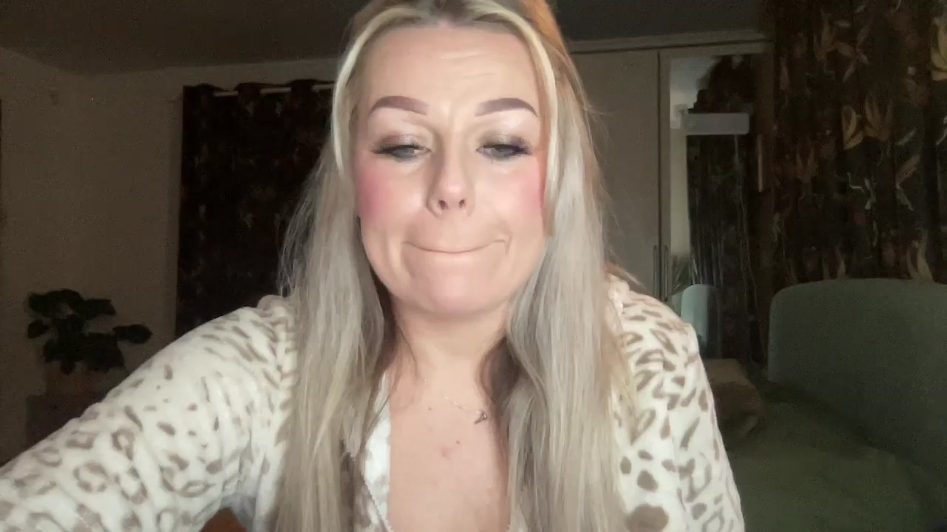 Gallery image thumbnail from Little_L's myfreecams stream on, 02/11/2024, 20:45 image 7 of 20
