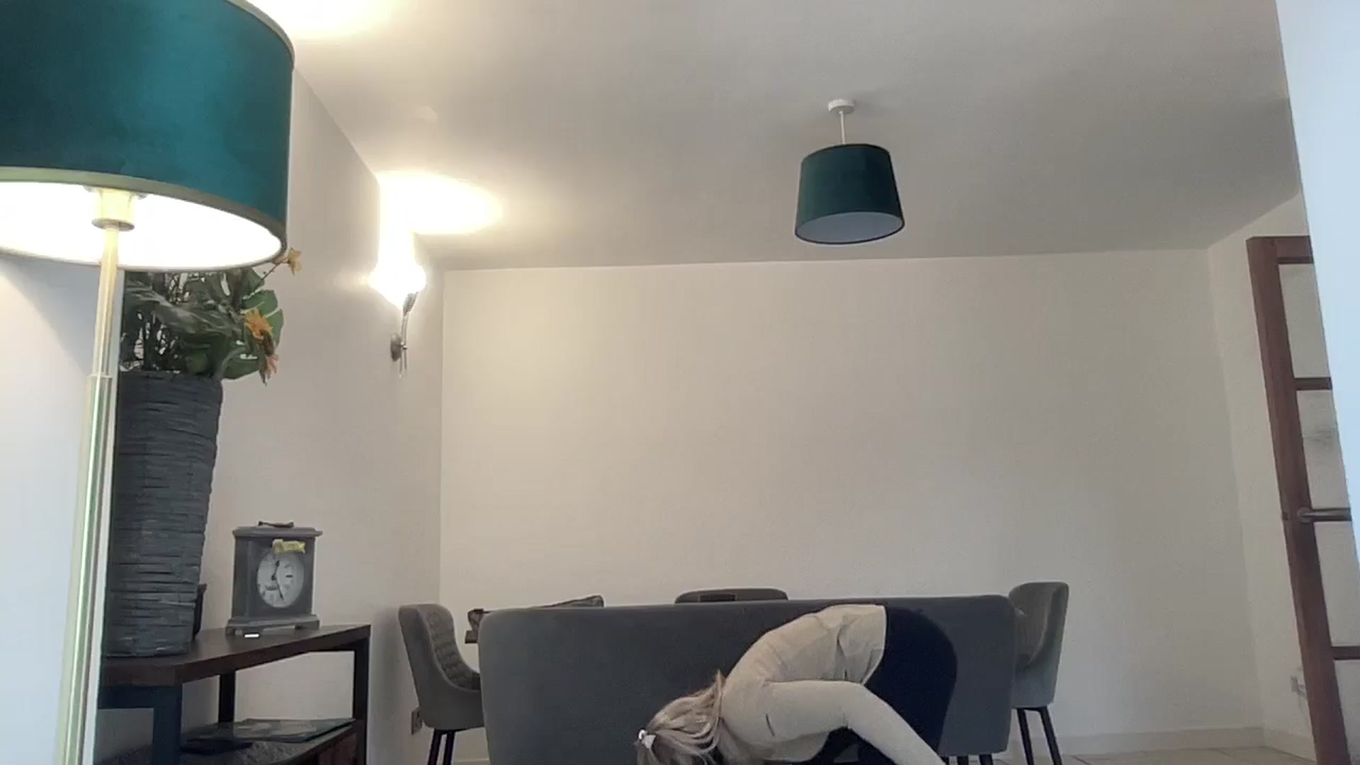 Gallery image thumbnail from Little_L's myfreecams stream on, 05/02/2024, 12:02 image 6 of 20