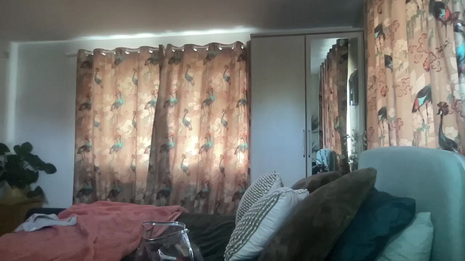 Gallery image thumbnail from Little_L's myfreecams stream on, 06/05/2024, 19:02 image 1 of 20