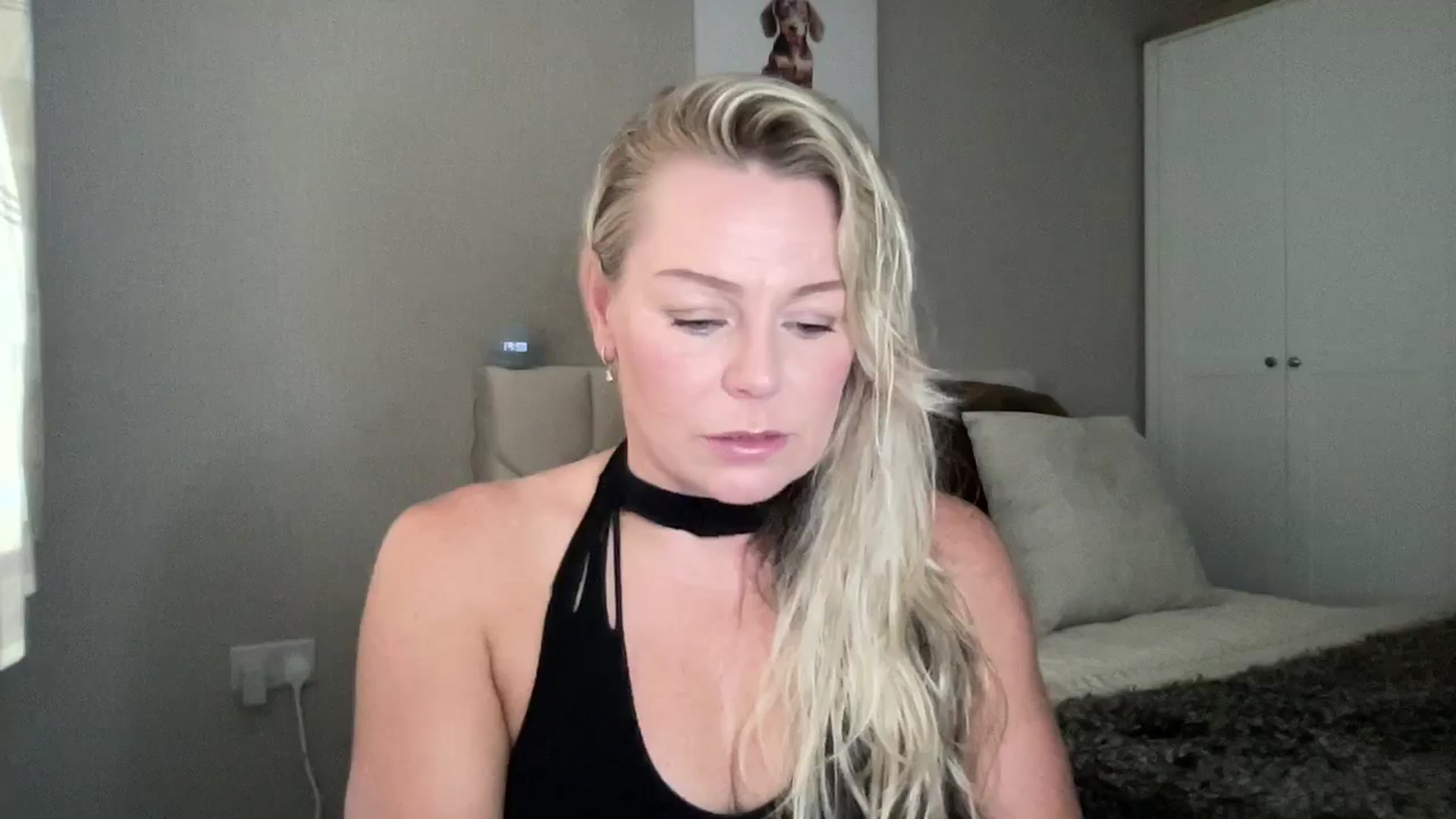 Gallery image thumbnail from Little_L's myfreecams stream on, 08/06/2024, 21:15 image 3 of 20