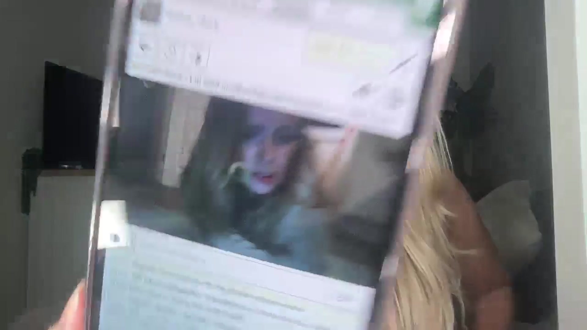 Gallery image thumbnail from Little_L's myfreecams stream on, 09/08/2024, 24:11 image 18 of 20