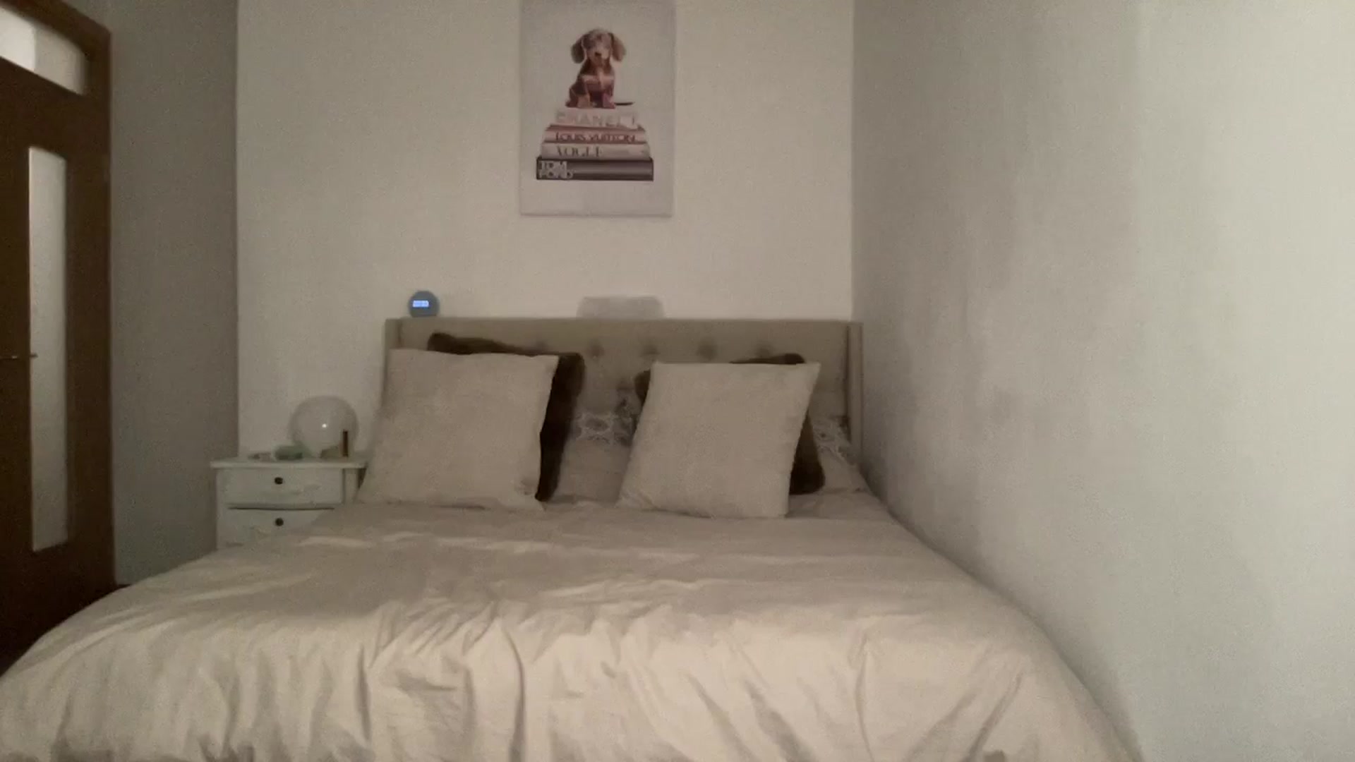 Gallery image thumbnail from Little_L's myfreecams stream on, 10/04/2024, 23:55 image 4 of 20
