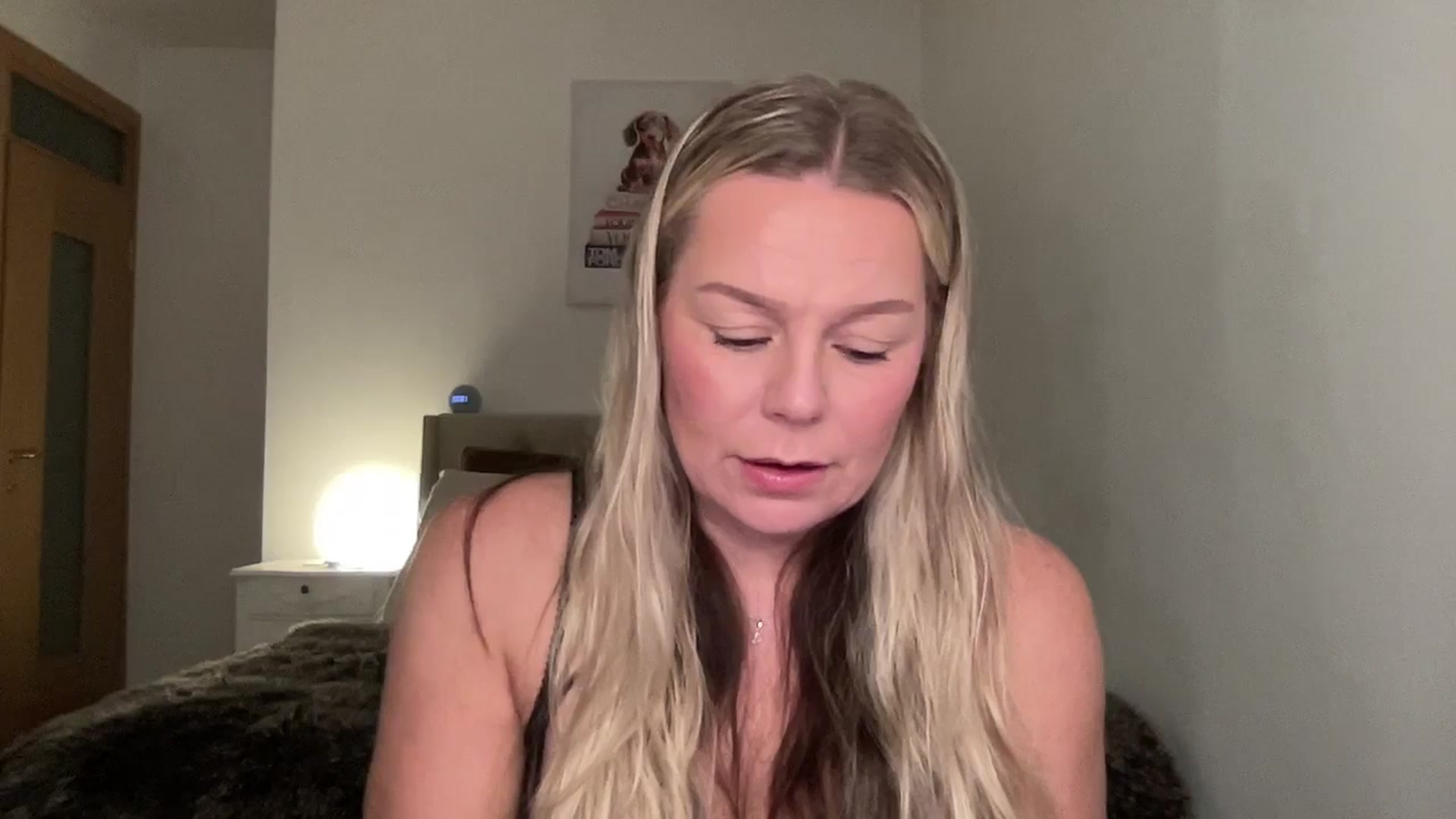 Gallery image thumbnail from Little_L's myfreecams stream on, 10/13/2024, 20:07 image 14 of 20