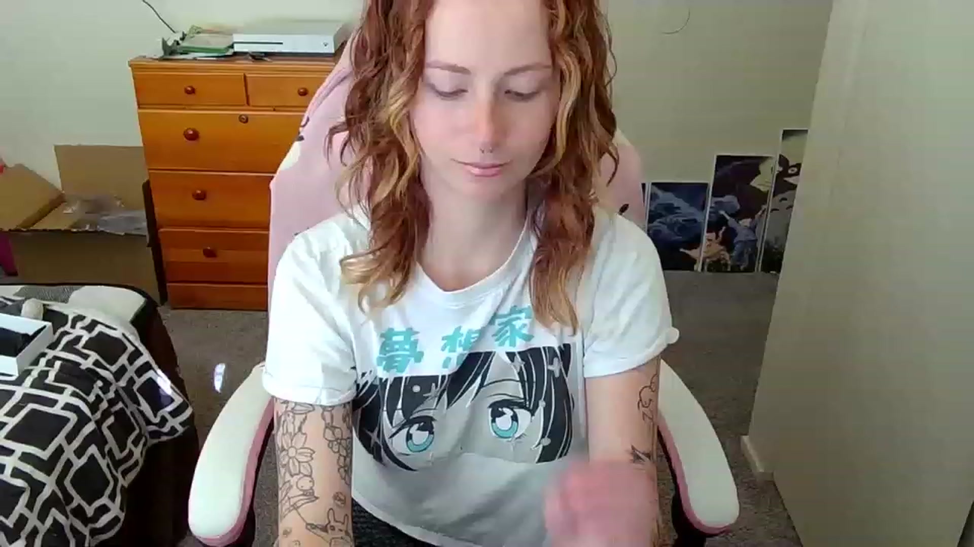 Gallery image thumbnail from Little_Lunar's myfreecams stream on, 02/18/2023, 21:45 image 9 of 20