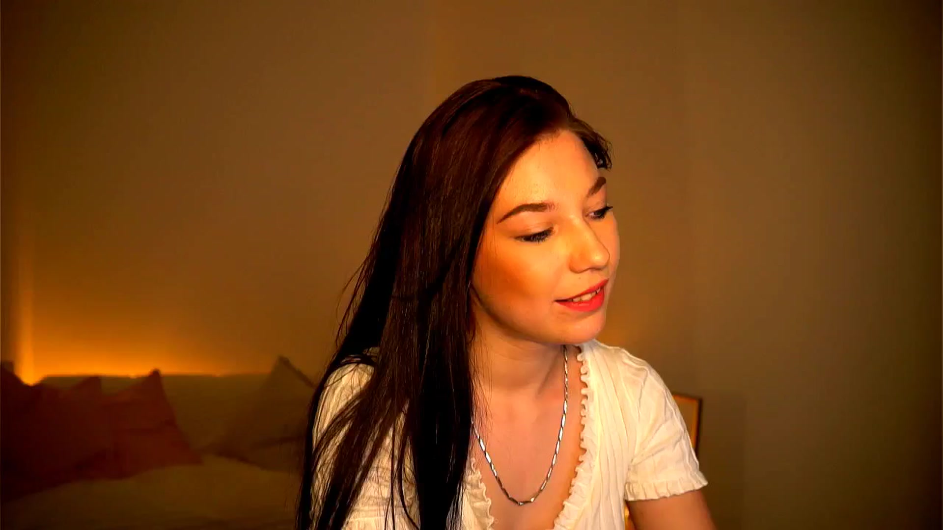 Gallery image thumbnail from Little_Nut's myfreecams stream on, 11/02/2024, 15:10 image 10 of 20