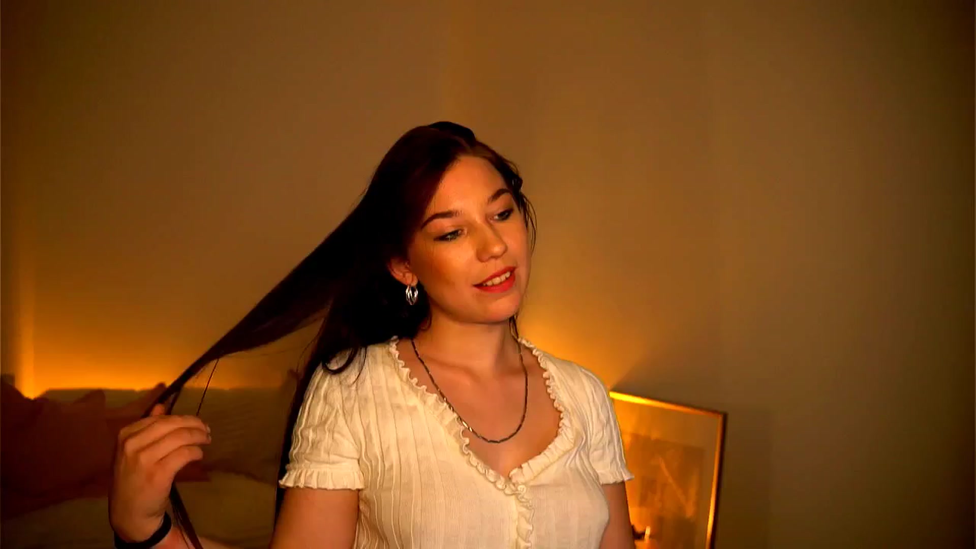 Gallery image thumbnail from Little_Nut's myfreecams stream on, 11/02/2024, 15:10 image 6 of 20