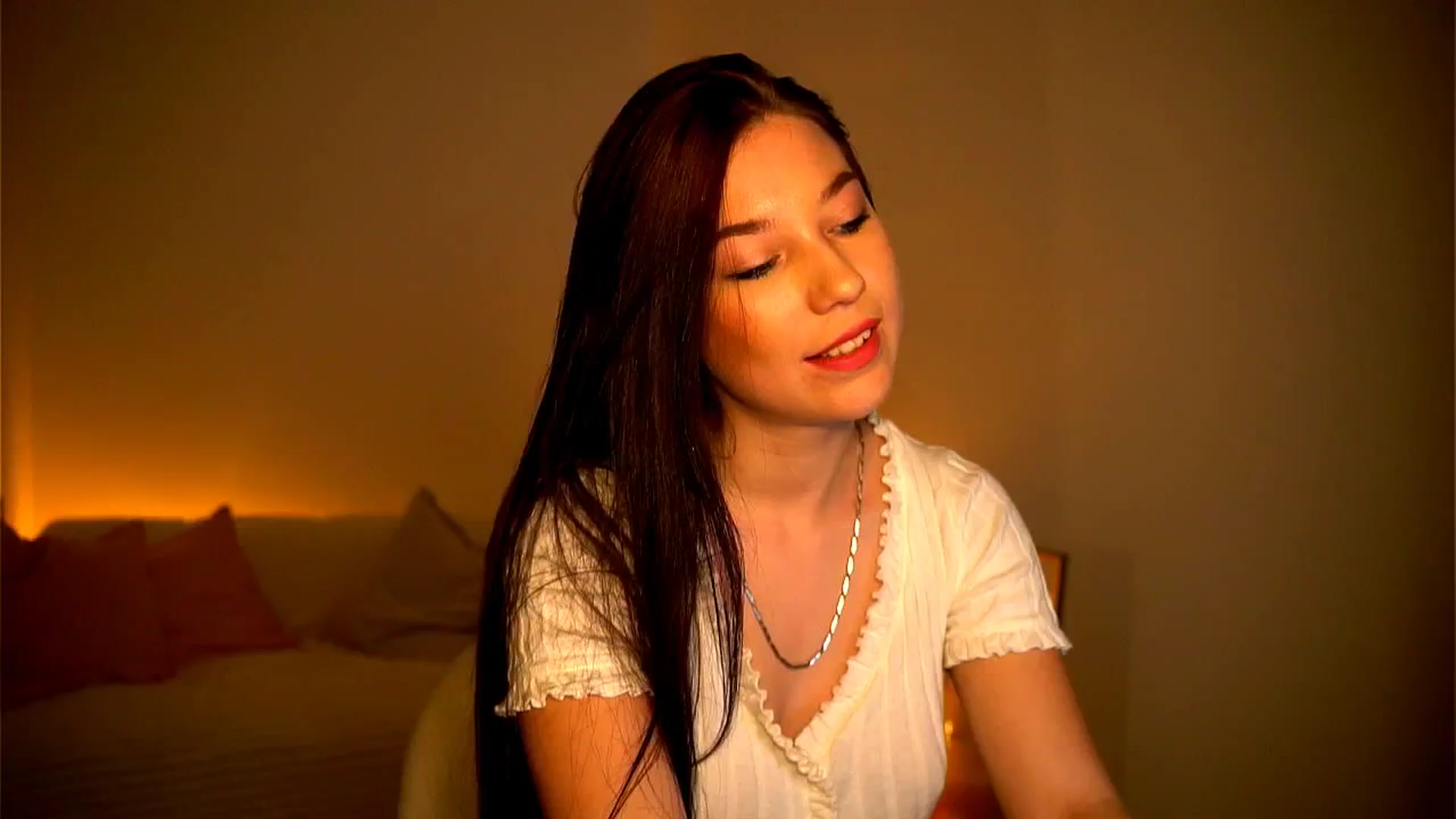 Gallery image thumbnail from Little_Nut's myfreecams stream on, 11/02/2024, 15:23 image 1 of 20