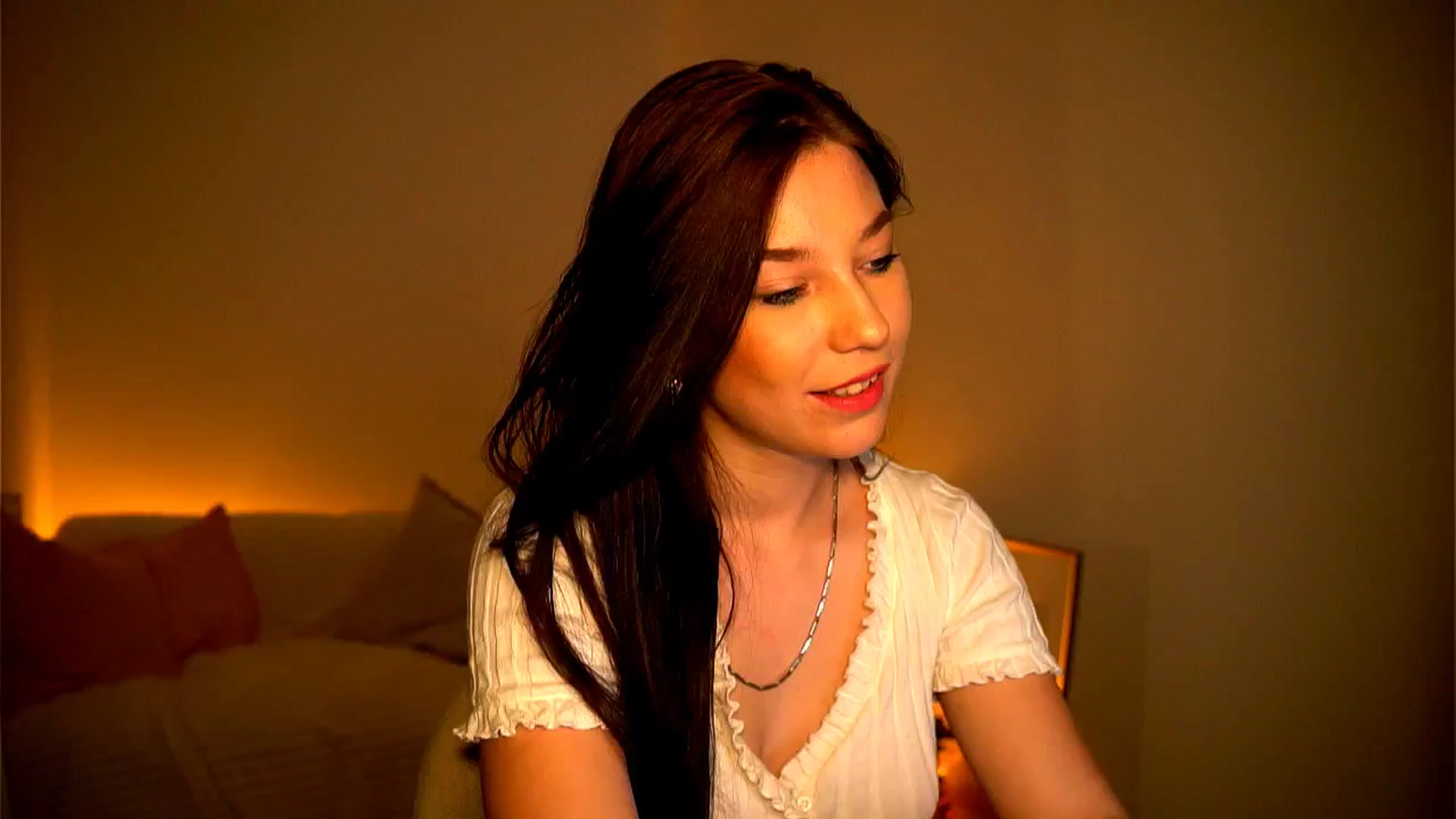 Gallery image thumbnail from Little_Nut's myfreecams stream on, 11/02/2024, 16:42 image 8 of 20