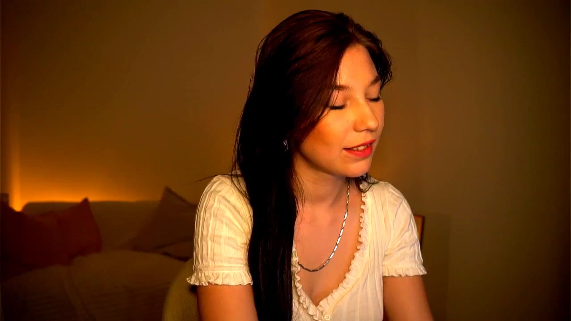 Gallery image thumbnail from Little_Nut's myfreecams stream on, 11/02/2024, 16:42 image 19 of 20