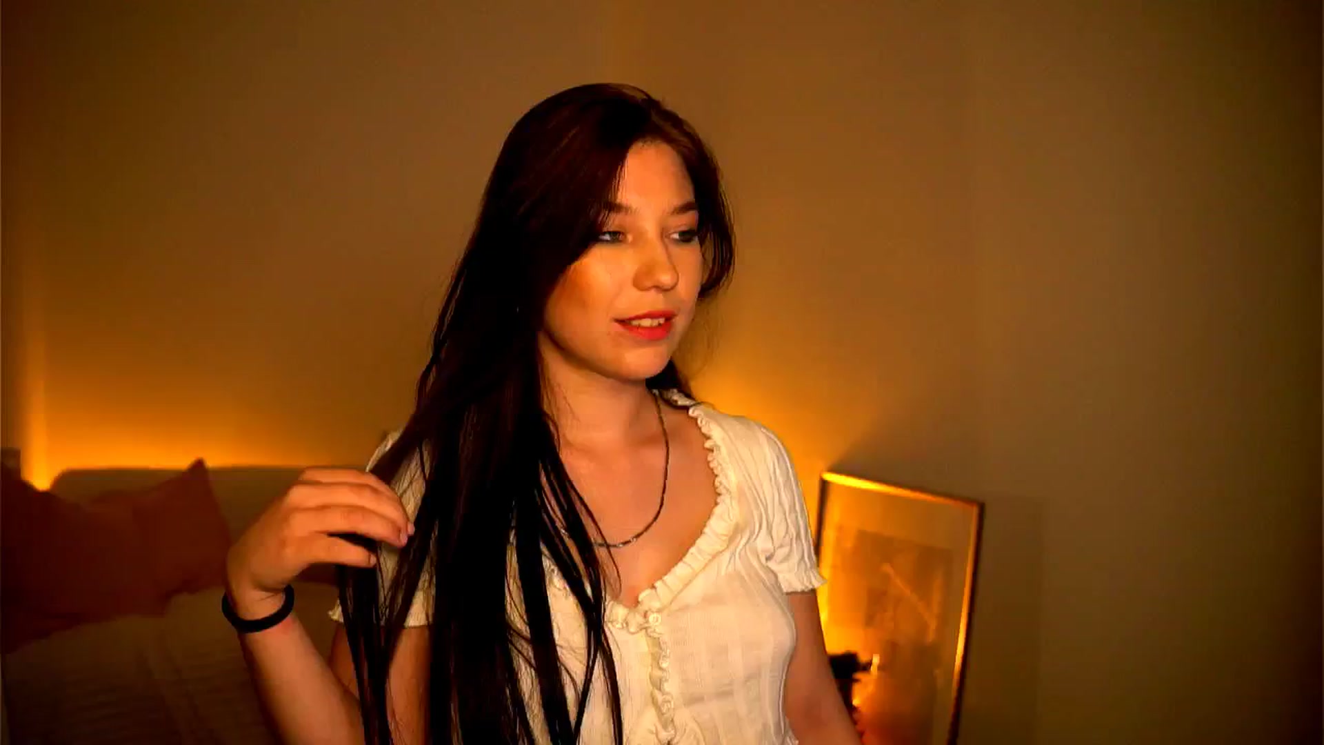 Gallery image thumbnail from Little_Nut's myfreecams stream on, 11/02/2024, 16:42 image 4 of 20