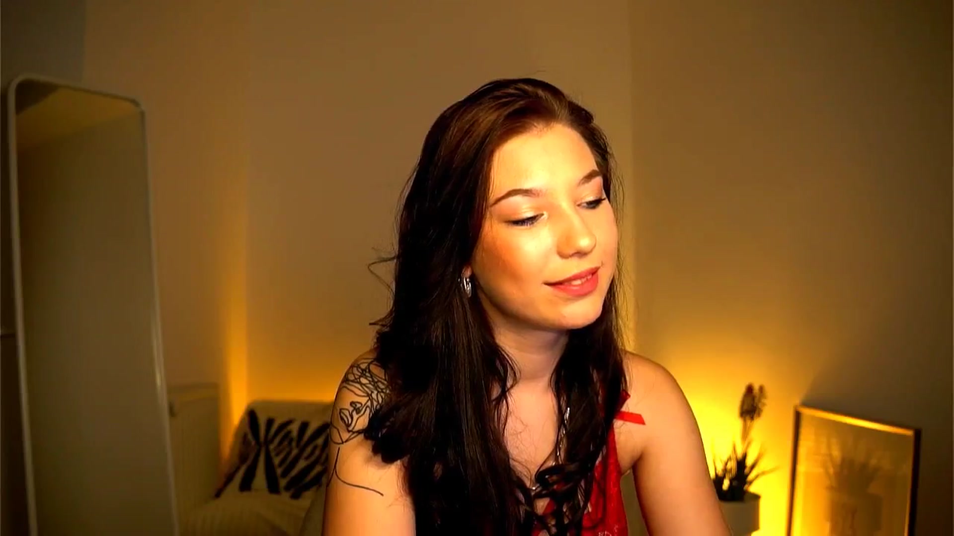 Gallery image thumbnail from Little_Nut's myfreecams stream on, 11/06/2024, 16:26 image 17 of 20