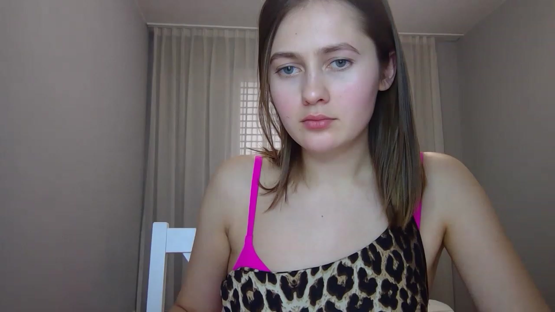 Gallery image thumbnail from Little_Rosee's myfreecams stream on, 04/05/2023, 11:37 image 6 of 20