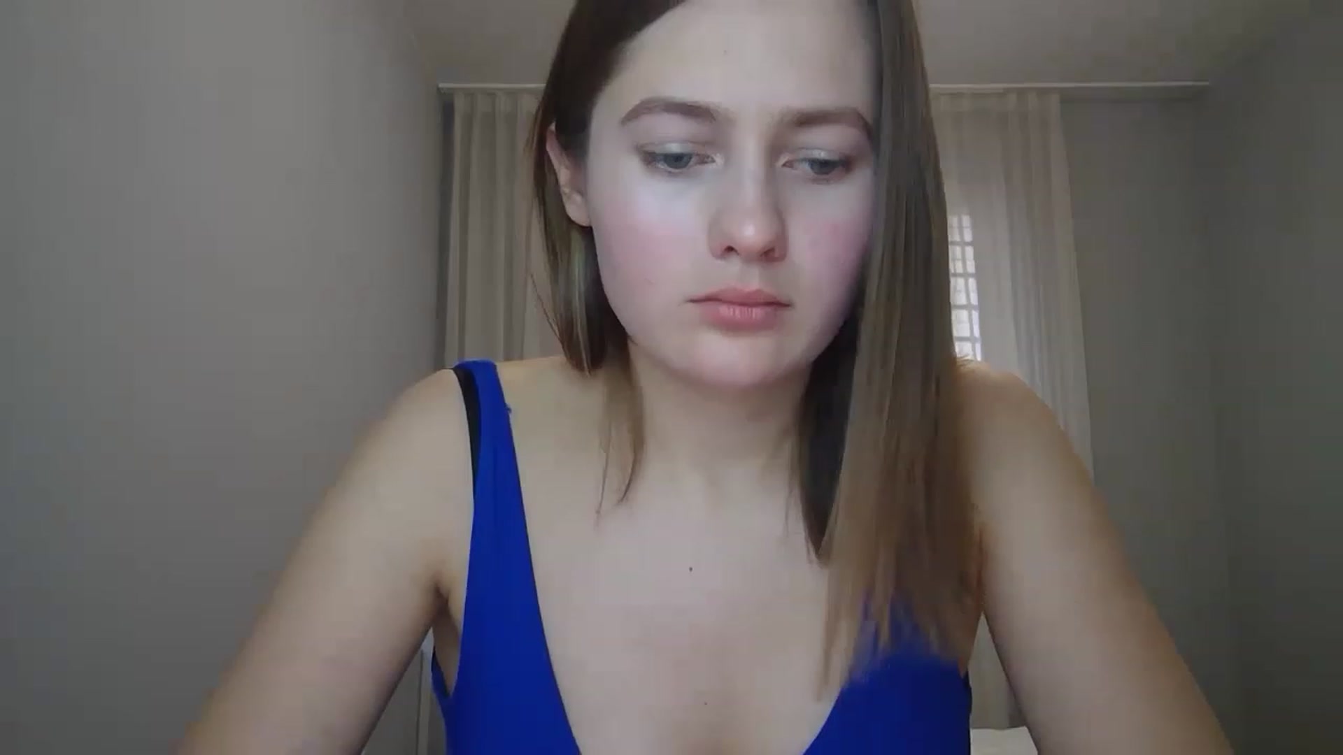 Gallery image thumbnail from Little_Rosee's myfreecams stream on, 04/07/2023, 10:37 image 6 of 20