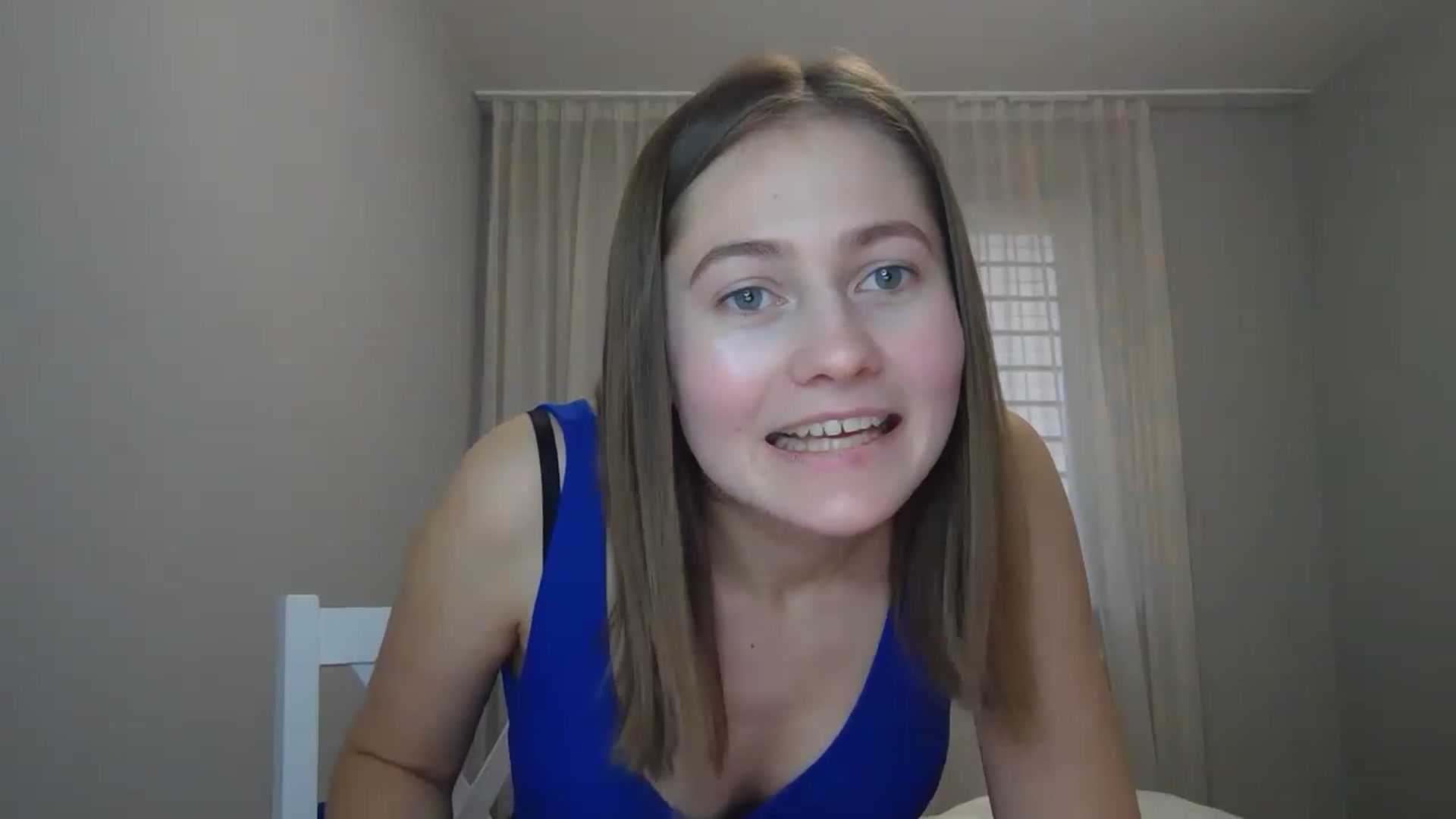 Gallery image thumbnail from Little_Rosee's myfreecams stream on, 04/07/2023, 10:37 image 17 of 20