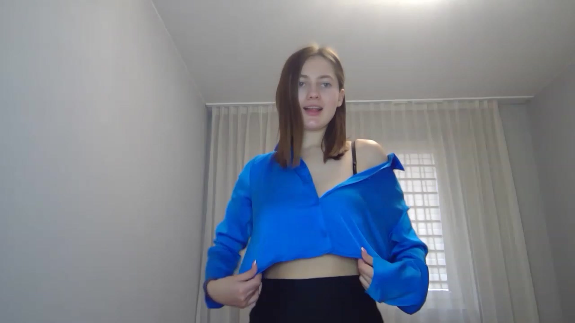 Gallery image thumbnail from Little_Rosee's myfreecams stream on, 04/09/2023, 09:48 image 16 of 20