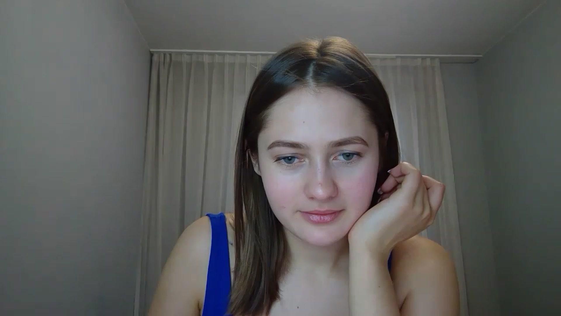 Gallery image thumbnail from Little_Rosee's myfreecams stream on, 04/13/2023, 09:08 image 17 of 20