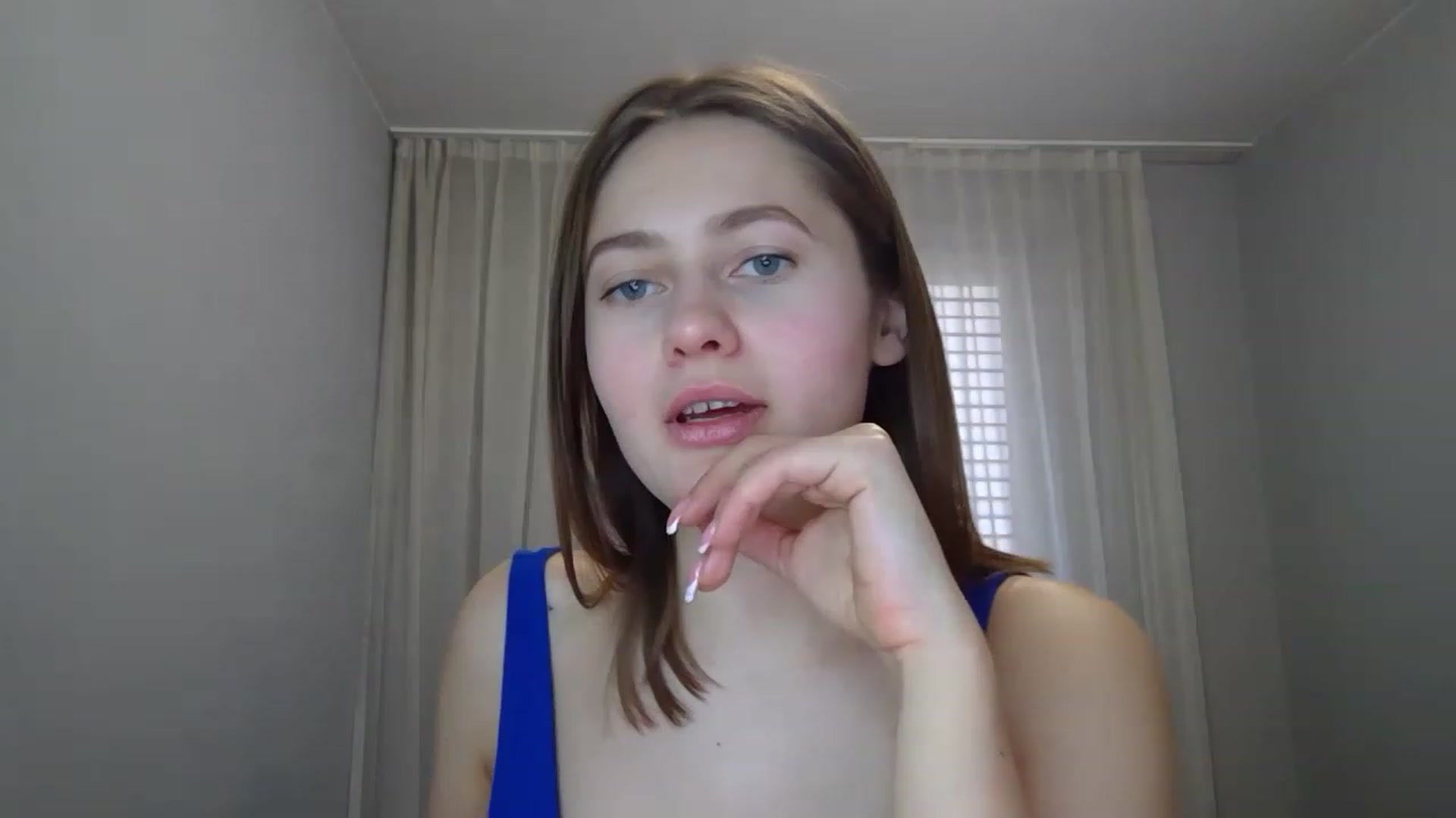 Gallery image thumbnail from Little_Rosee's myfreecams stream on, 04/13/2023, 09:08 image 11 of 20
