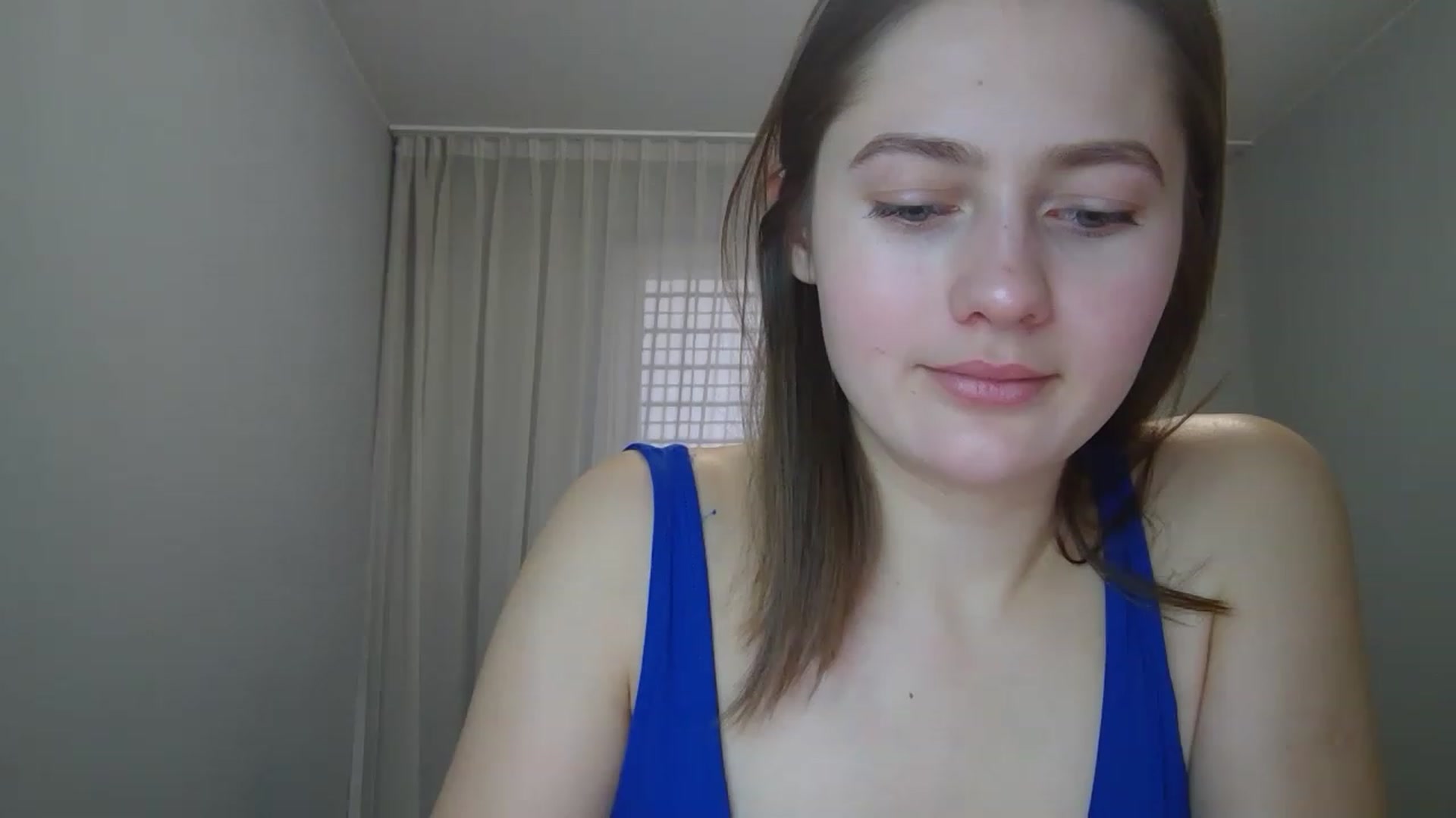 Gallery image thumbnail from Little_Rosee's myfreecams stream on, 04/13/2023, 09:08 image 7 of 20