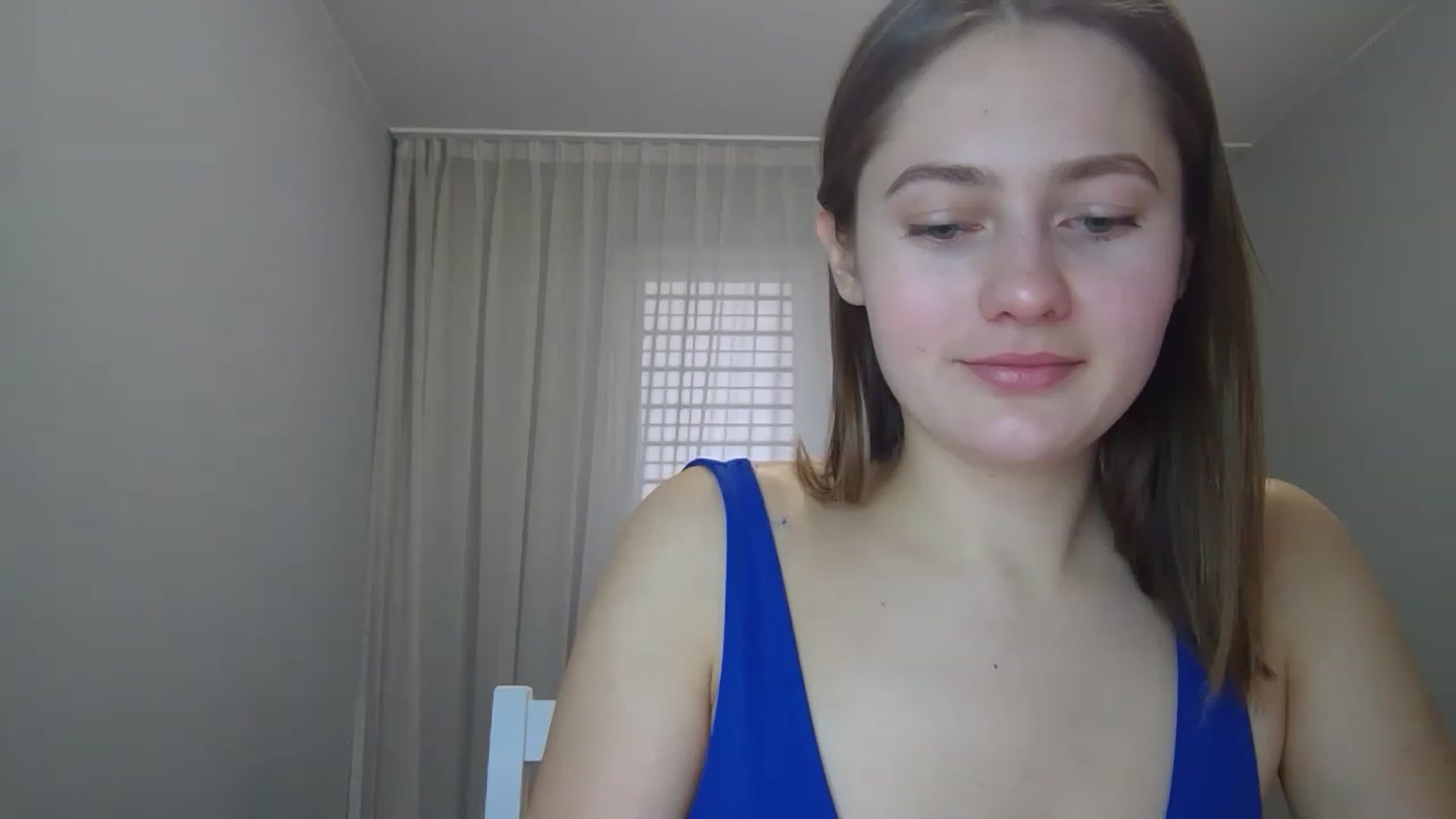 Gallery image thumbnail from Little_Rosee's myfreecams stream on, 04/13/2023, 09:08 image 12 of 20