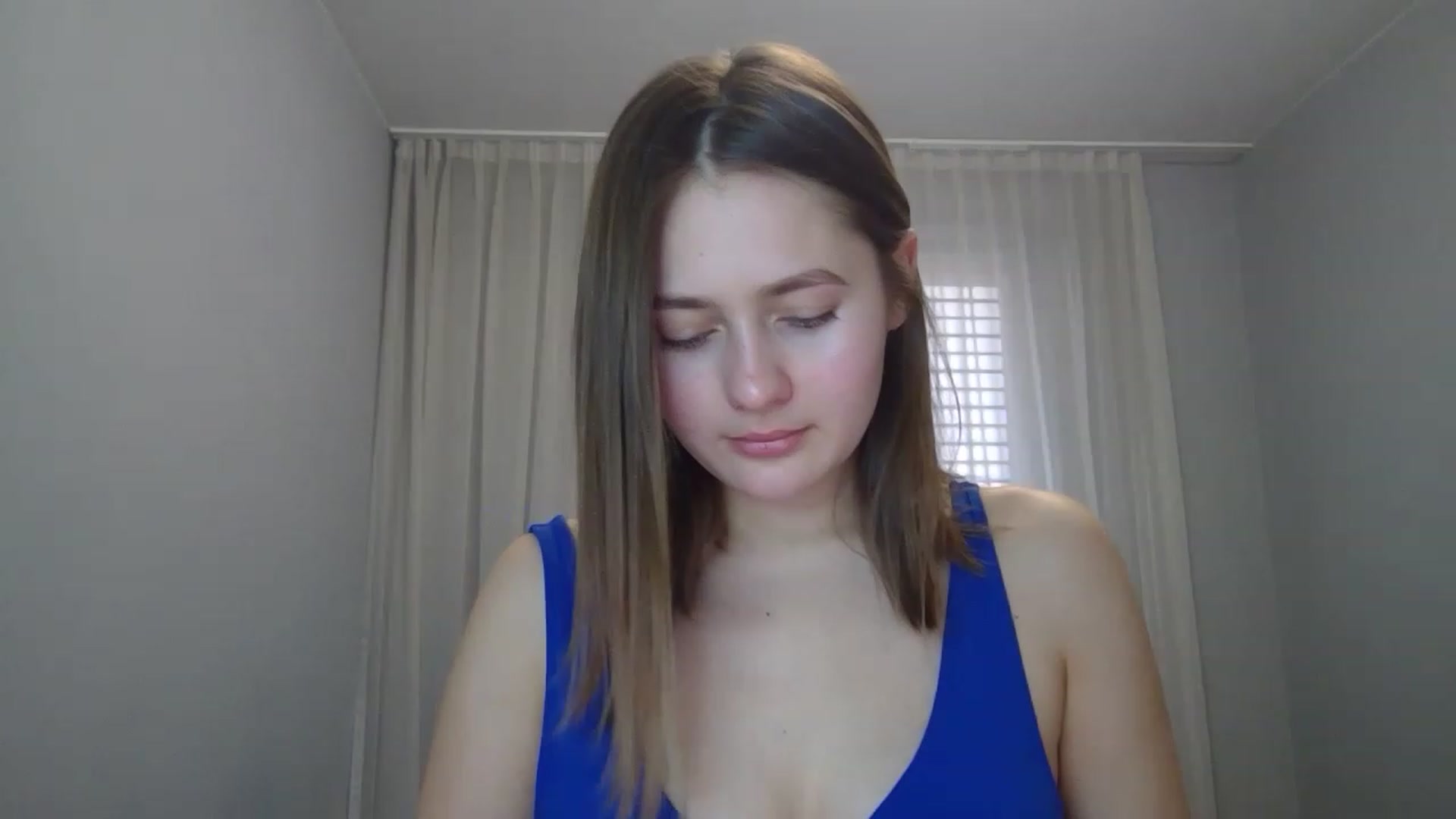 Gallery image thumbnail from Little_Rosee's myfreecams stream on, 04/13/2023, 09:08 image 16 of 20