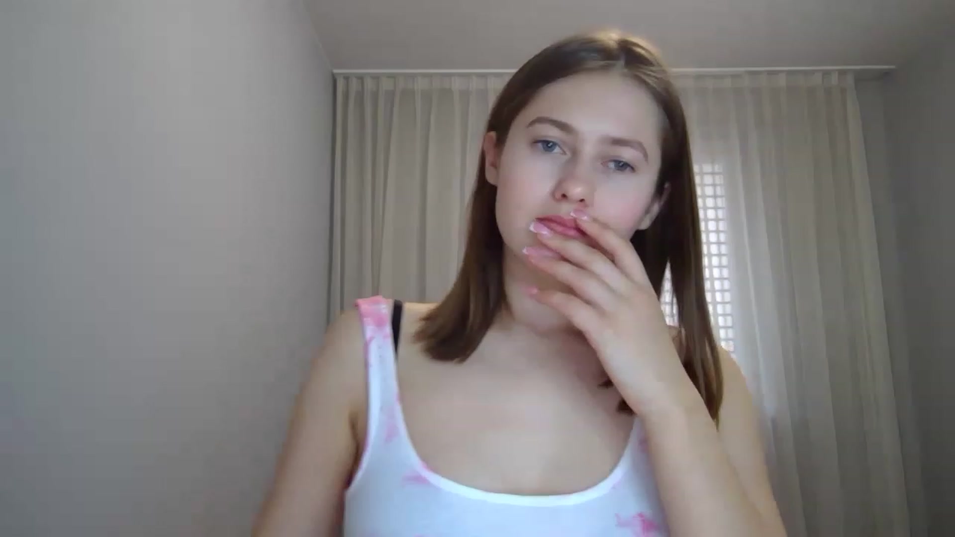 Gallery image thumbnail from Little_Rosee's myfreecams stream on, 04/15/2023, 10:31 image 13 of 20