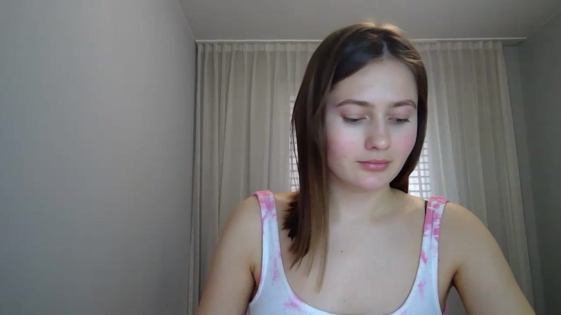 Gallery image thumbnail from Little_Rosee's myfreecams stream on, 04/15/2023, 10:31 image 4 of 20