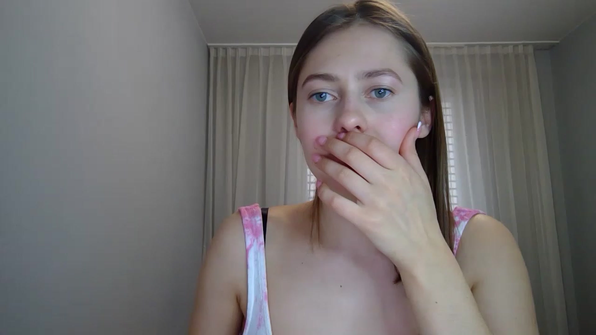 Gallery image thumbnail from Little_Rosee's myfreecams stream on, 04/15/2023, 10:31 image 10 of 20