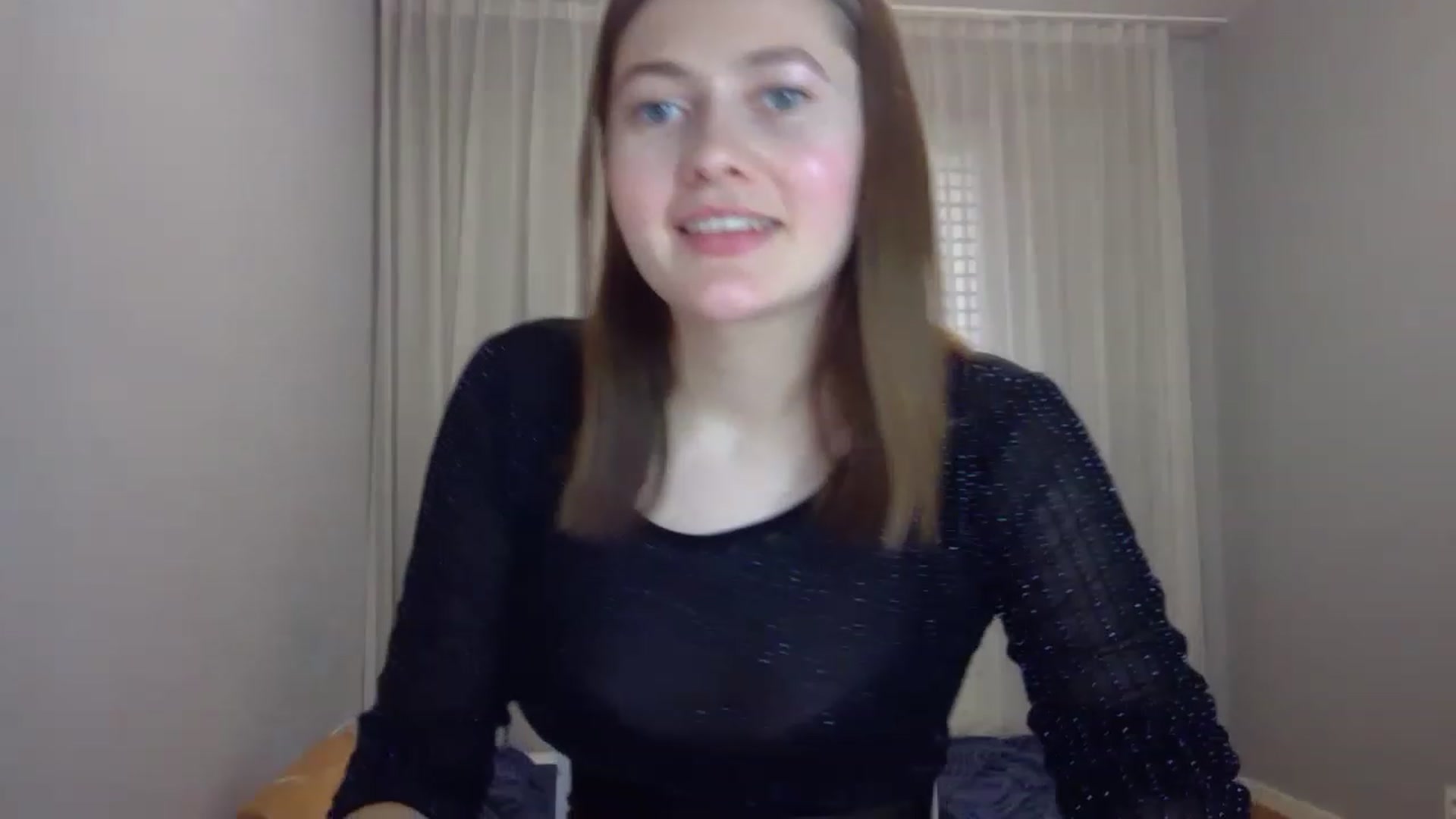 Gallery image thumbnail from Little_Rosee's myfreecams stream on, 04/15/2023, 11:14 image 4 of 20