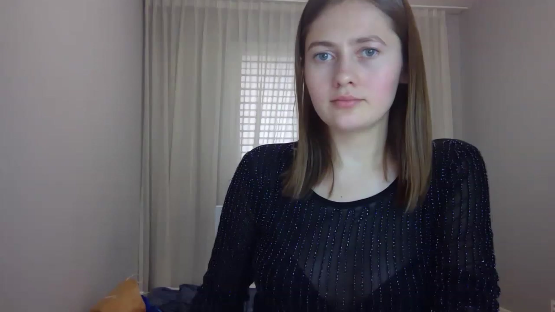 Gallery image thumbnail from Little_Rosee's myfreecams stream on, 04/15/2023, 11:14 image 13 of 20