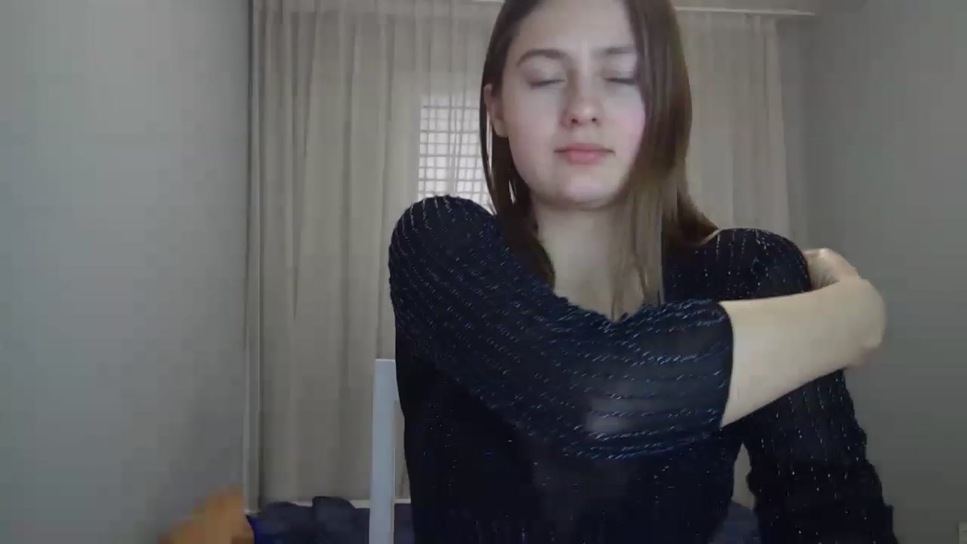 Gallery image thumbnail from Little_Rosee's myfreecams stream on, 04/15/2023, 11:14 image 9 of 20
