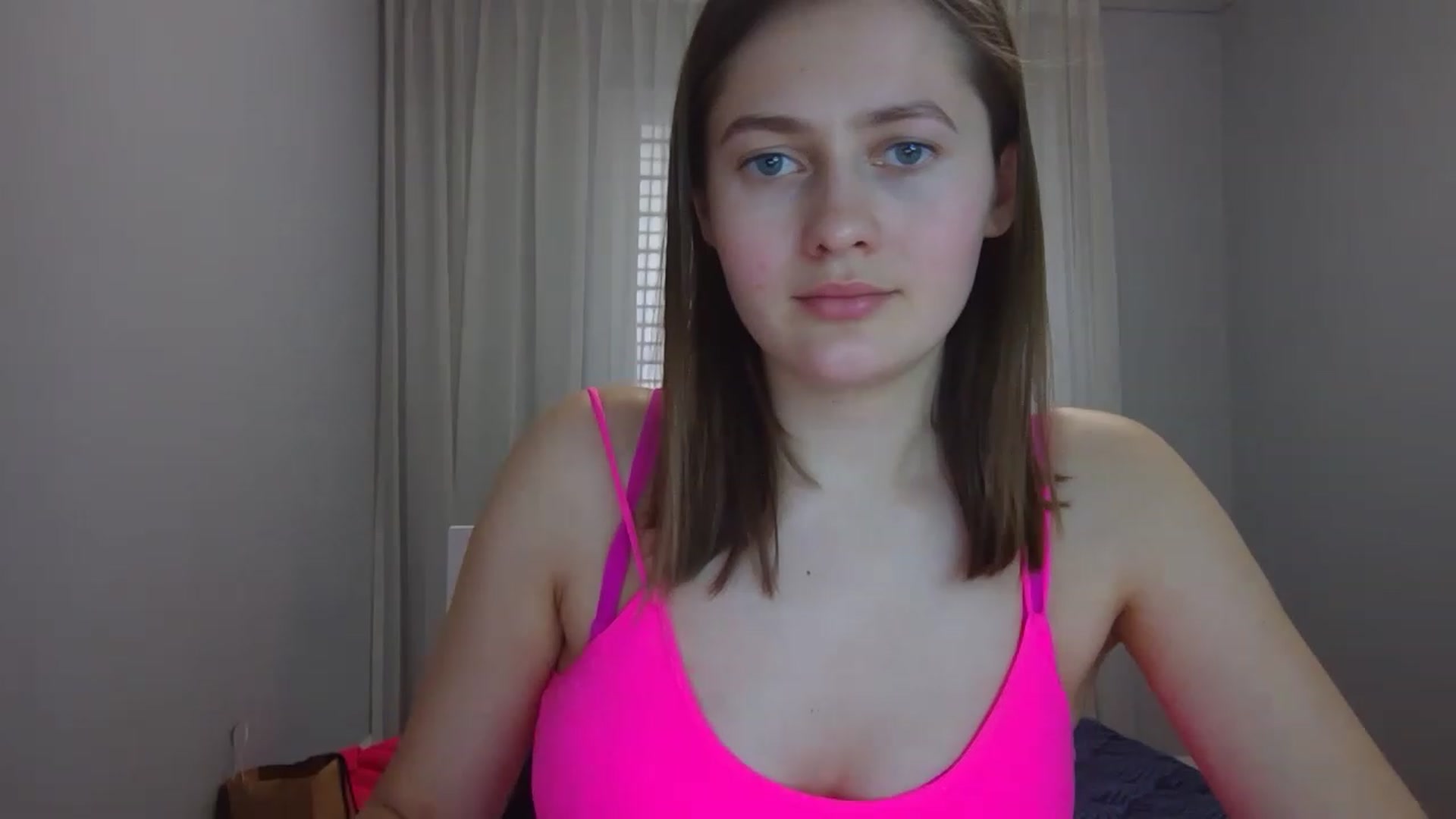 Gallery image thumbnail from Little_Rosee's myfreecams stream on, 04/16/2023, 12:37 image 9 of 20