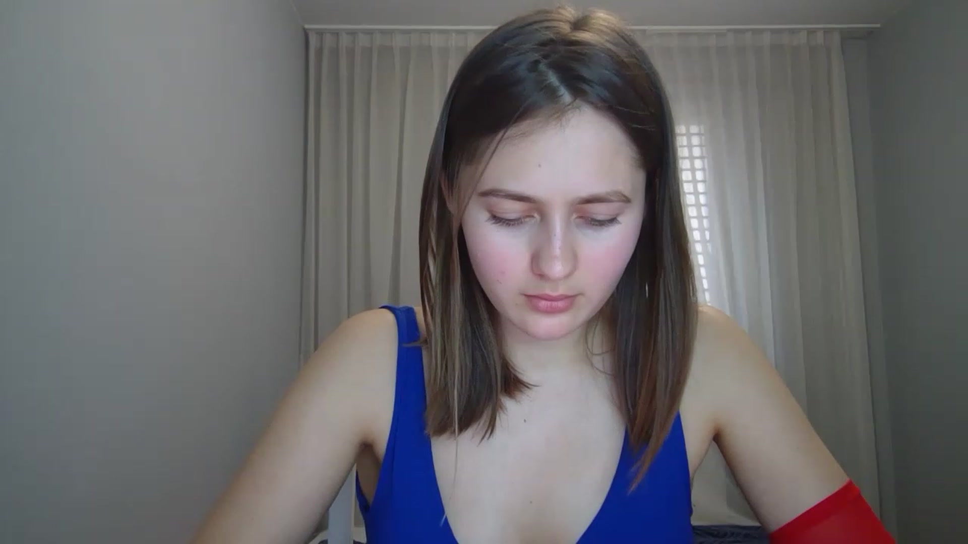 Gallery image thumbnail from Little_Rosee's myfreecams stream on, 04/17/2023, 11:54 image 6 of 20