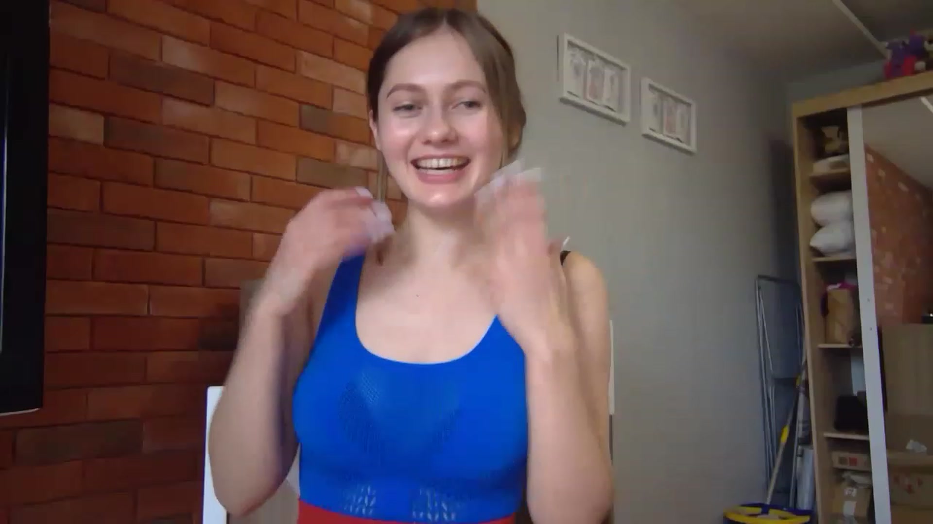 Gallery image thumbnail from Little_Rosee's myfreecams stream on, 04/19/2023, 10:07 image 9 of 20