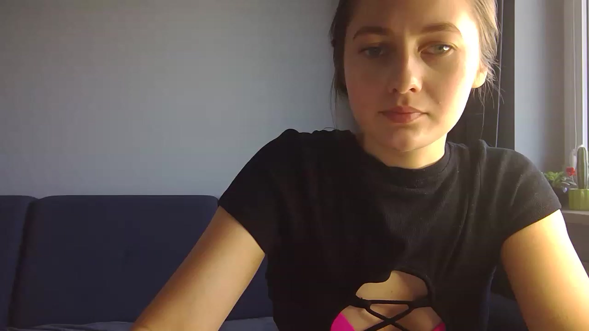 Gallery image thumbnail from Little_Rosee's myfreecams stream on, 04/20/2023, 11:06 image 7 of 20