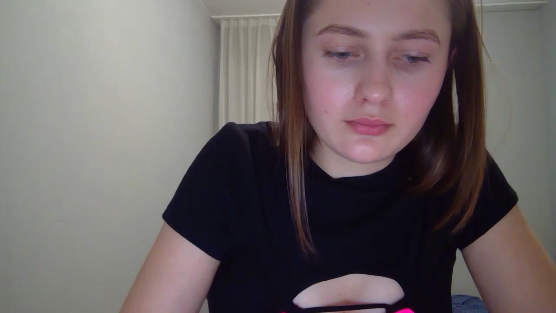 Gallery image thumbnail from Little_Rosee's myfreecams stream on, 04/23/2023, 12:08 image 18 of 20