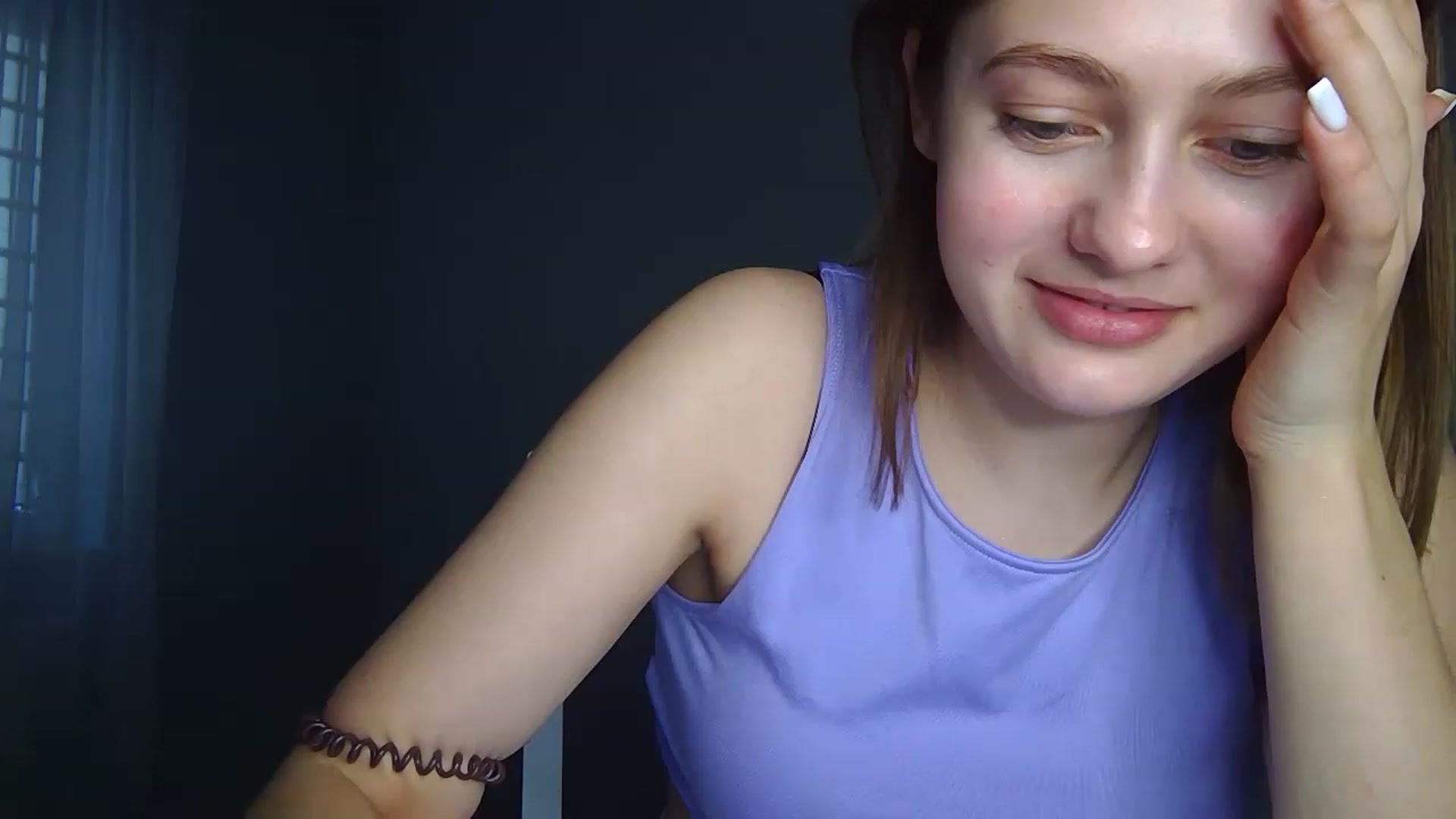 Gallery image thumbnail from Little_Rosee's myfreecams stream on, 04/24/2023, 10:16 image 7 of 20