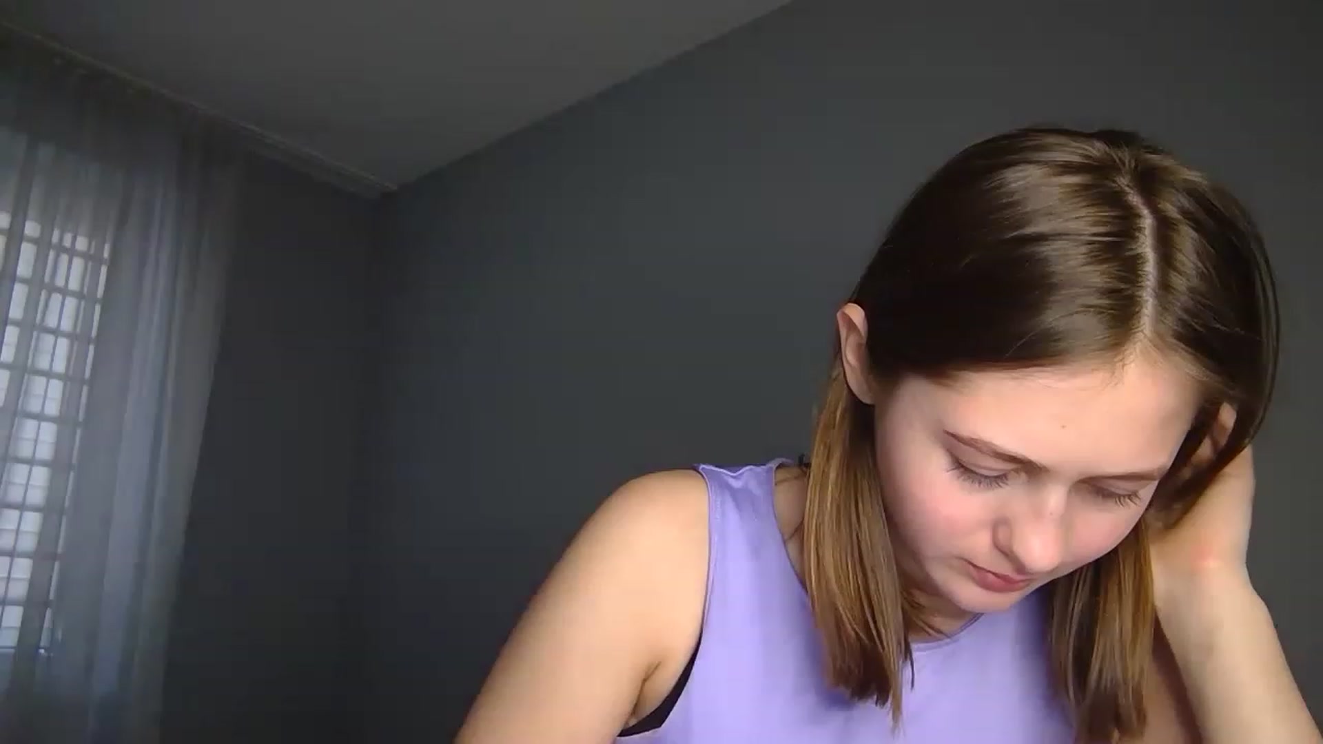 Gallery image thumbnail from Little_Rosee's myfreecams stream on, 04/24/2023, 10:16 image 19 of 20